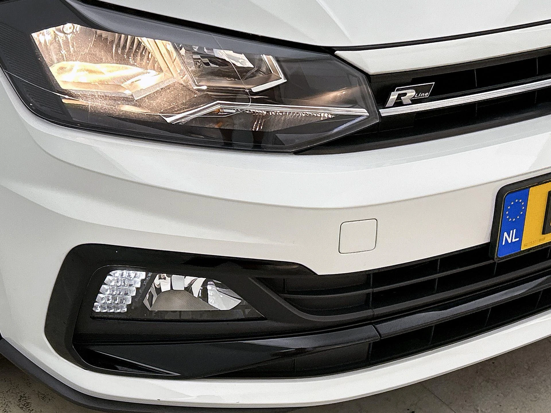 Volkswagen-Polo-image-14