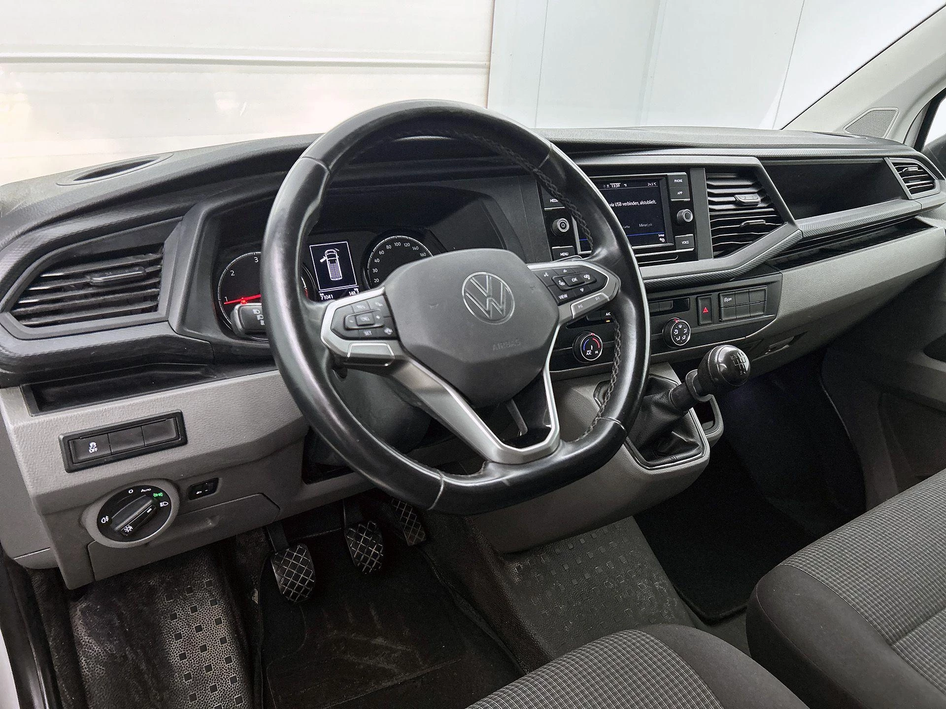 Volkswagen Transporter 2.0 TDI L1H1 28 110 PK