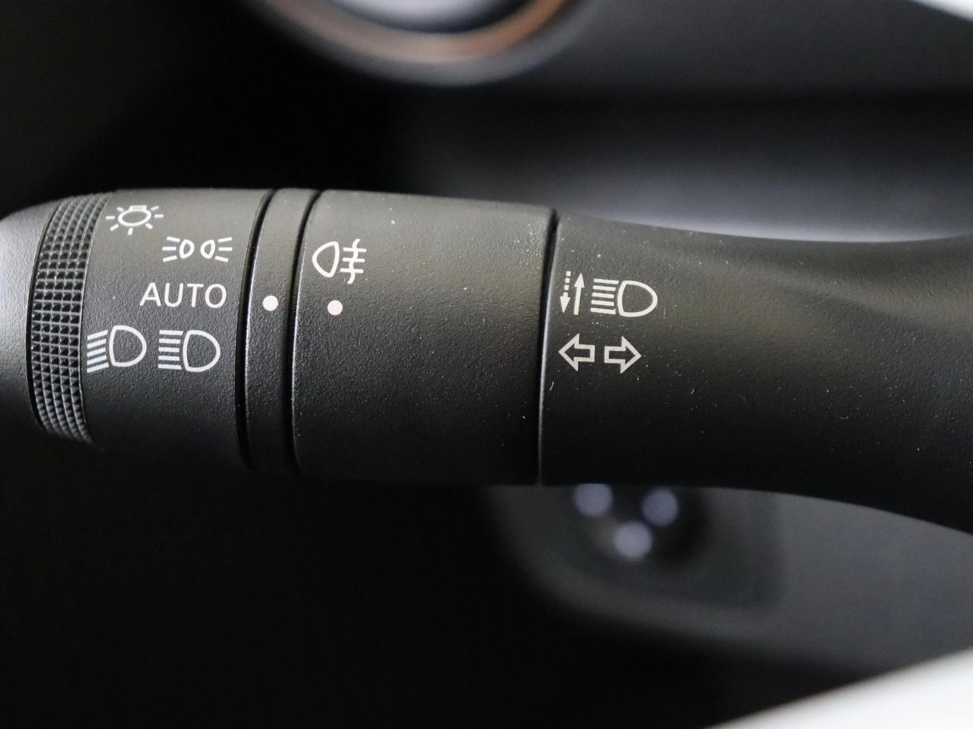 Dacia-Spring-image-21