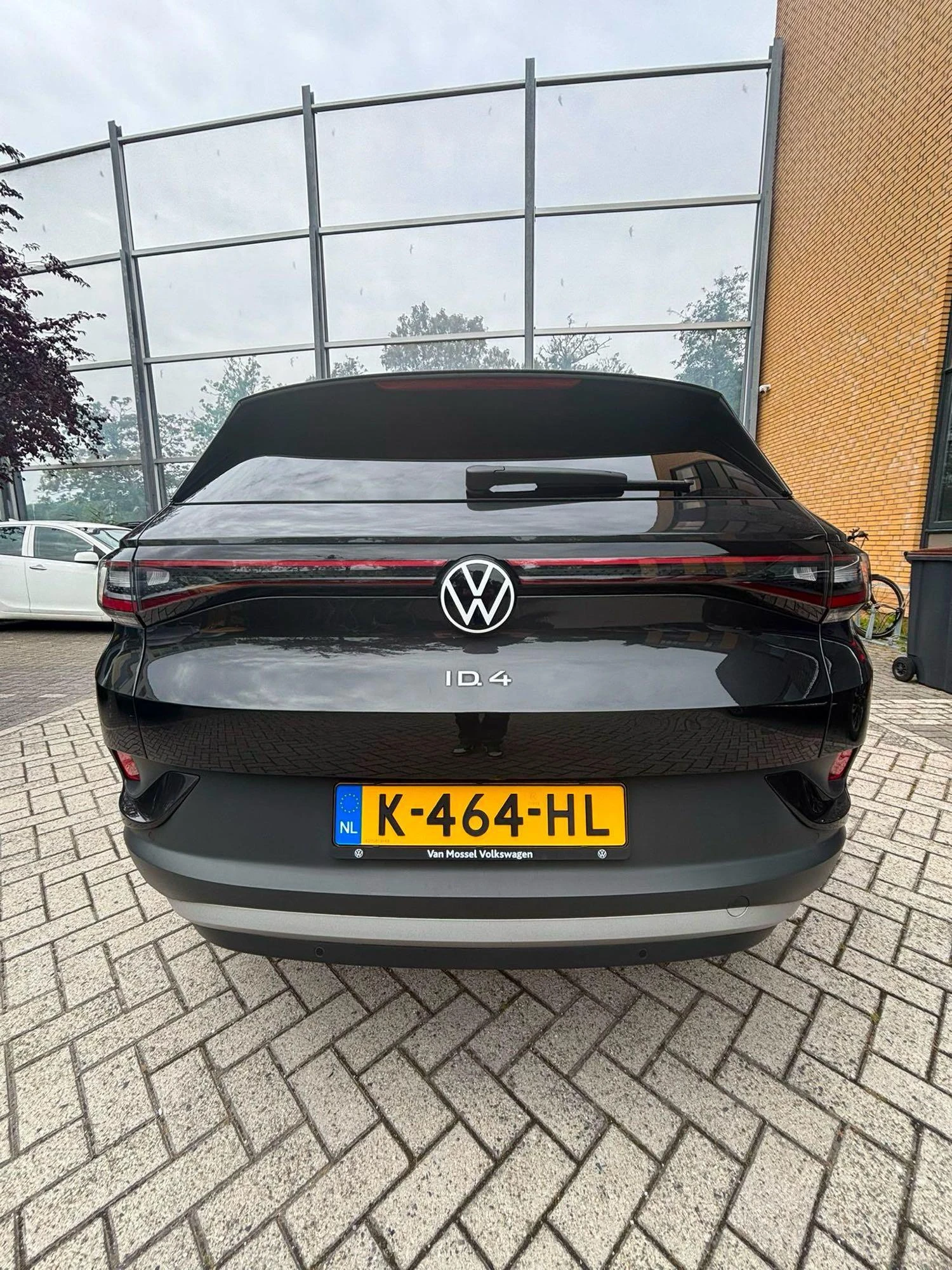 Volkswagen-ID.4-image-3