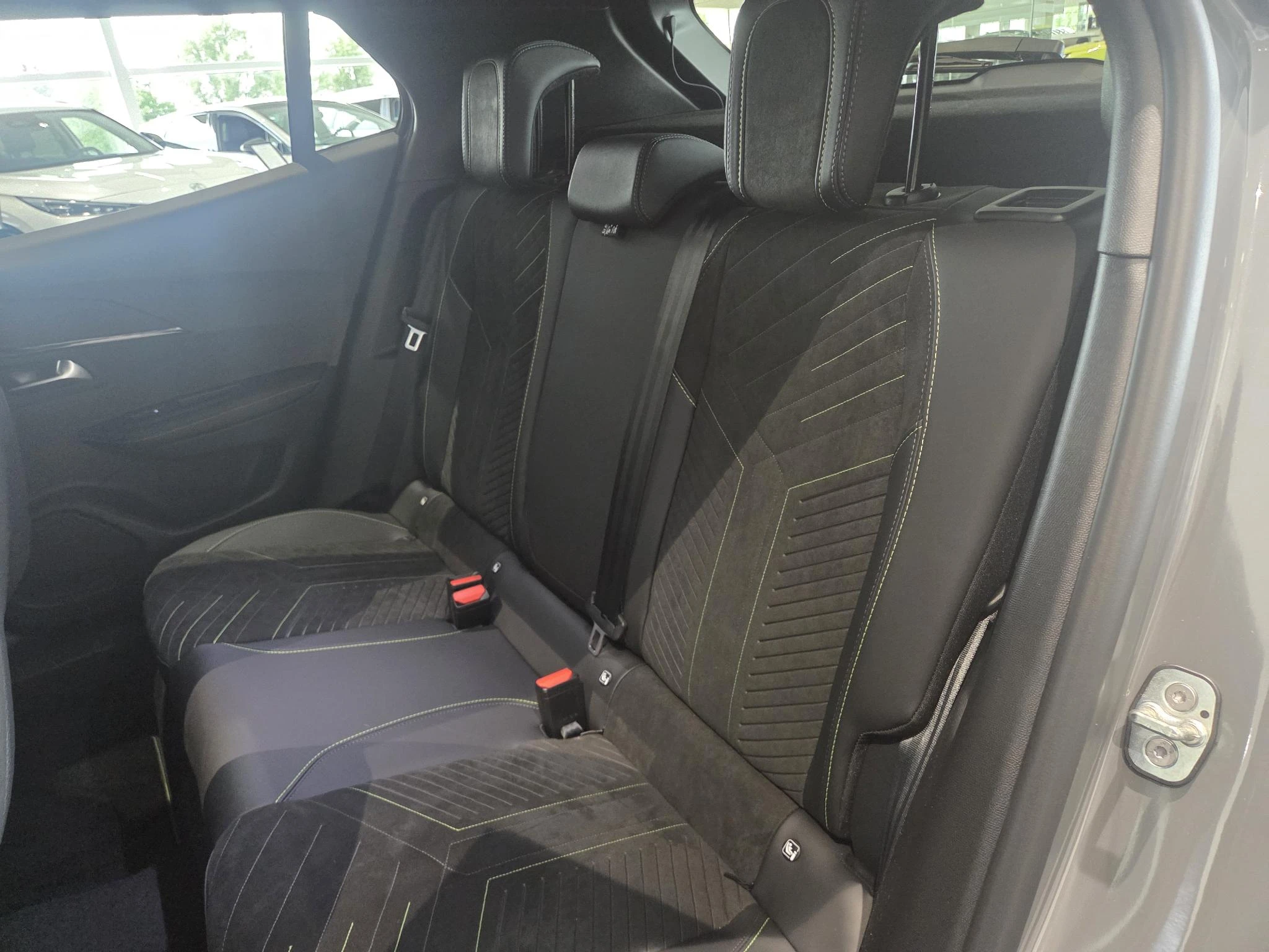 Peugeot-2008-image-14