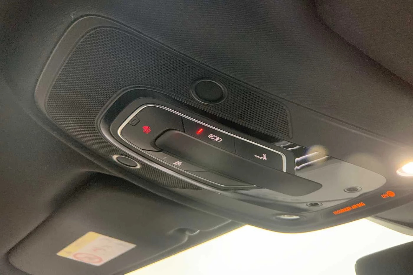 Audi-RSQ8-image-29