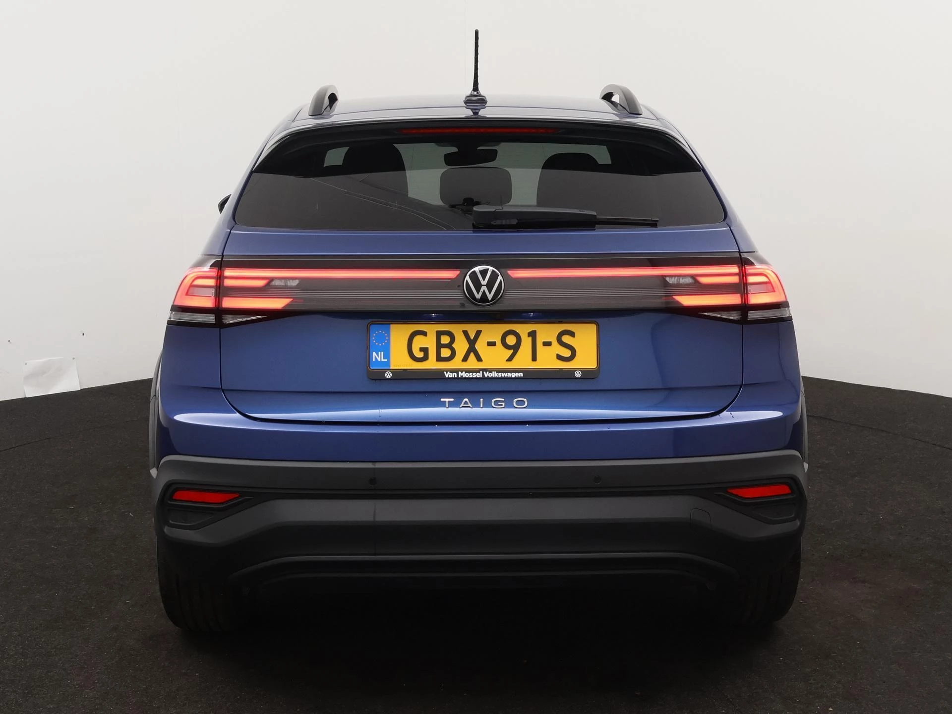 Volkswagen-Taigo-image-2