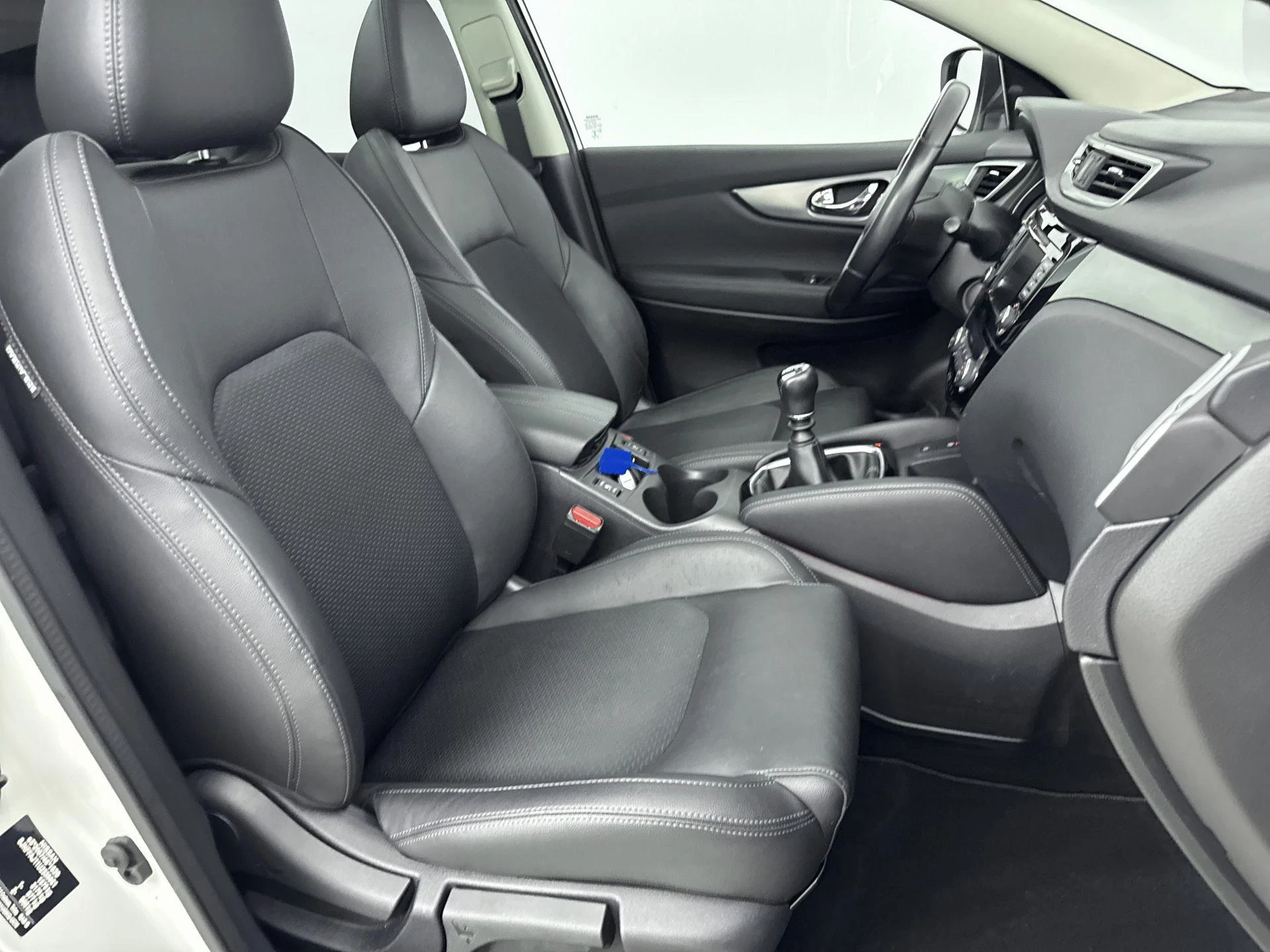 Nissan-QASHQAI-image-30