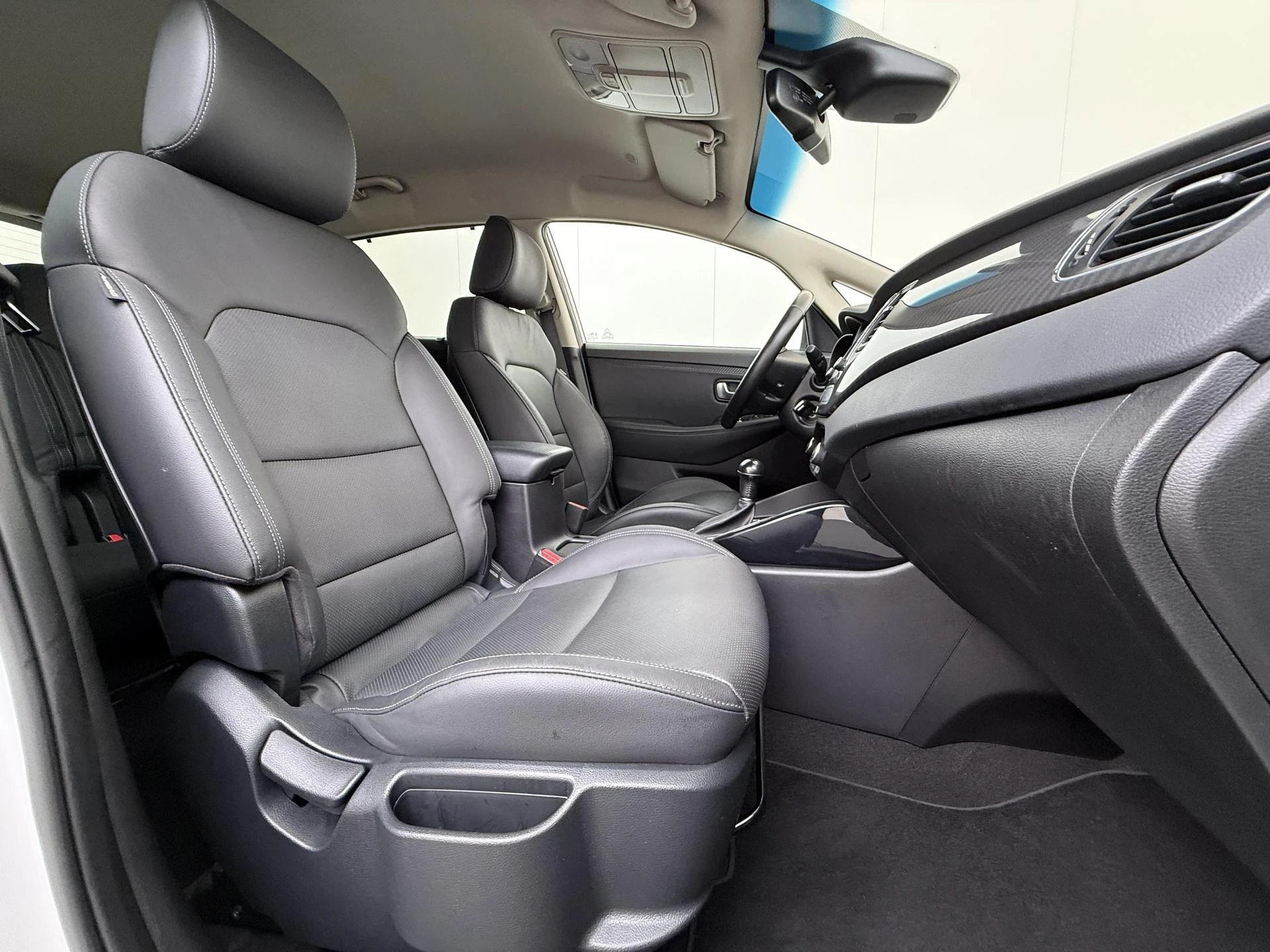 Kia-Carens-image-35