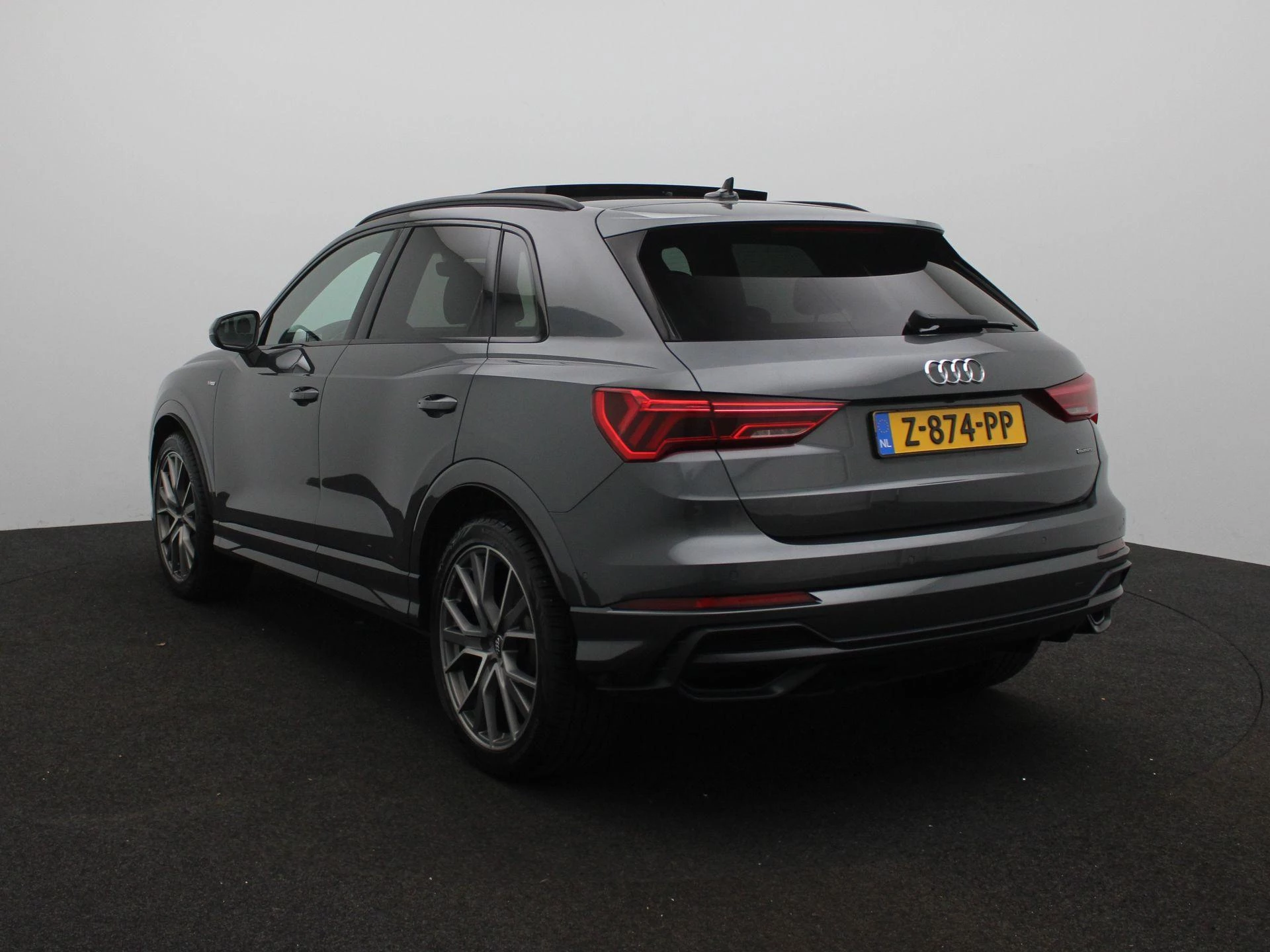 Audi-Q3-image-2