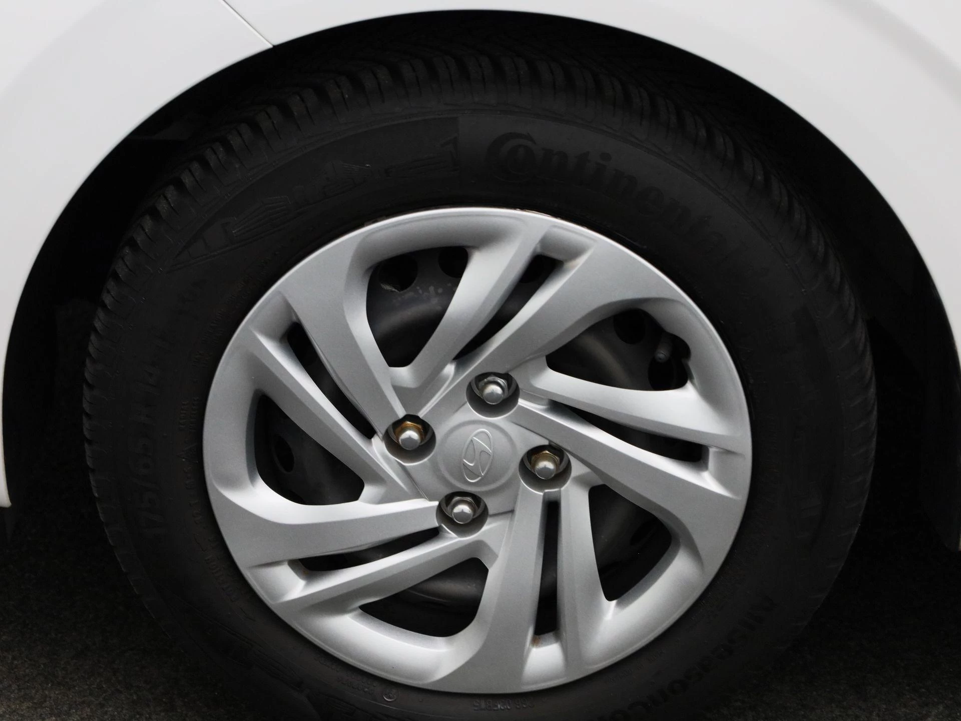 Hyundai-i10-image-11