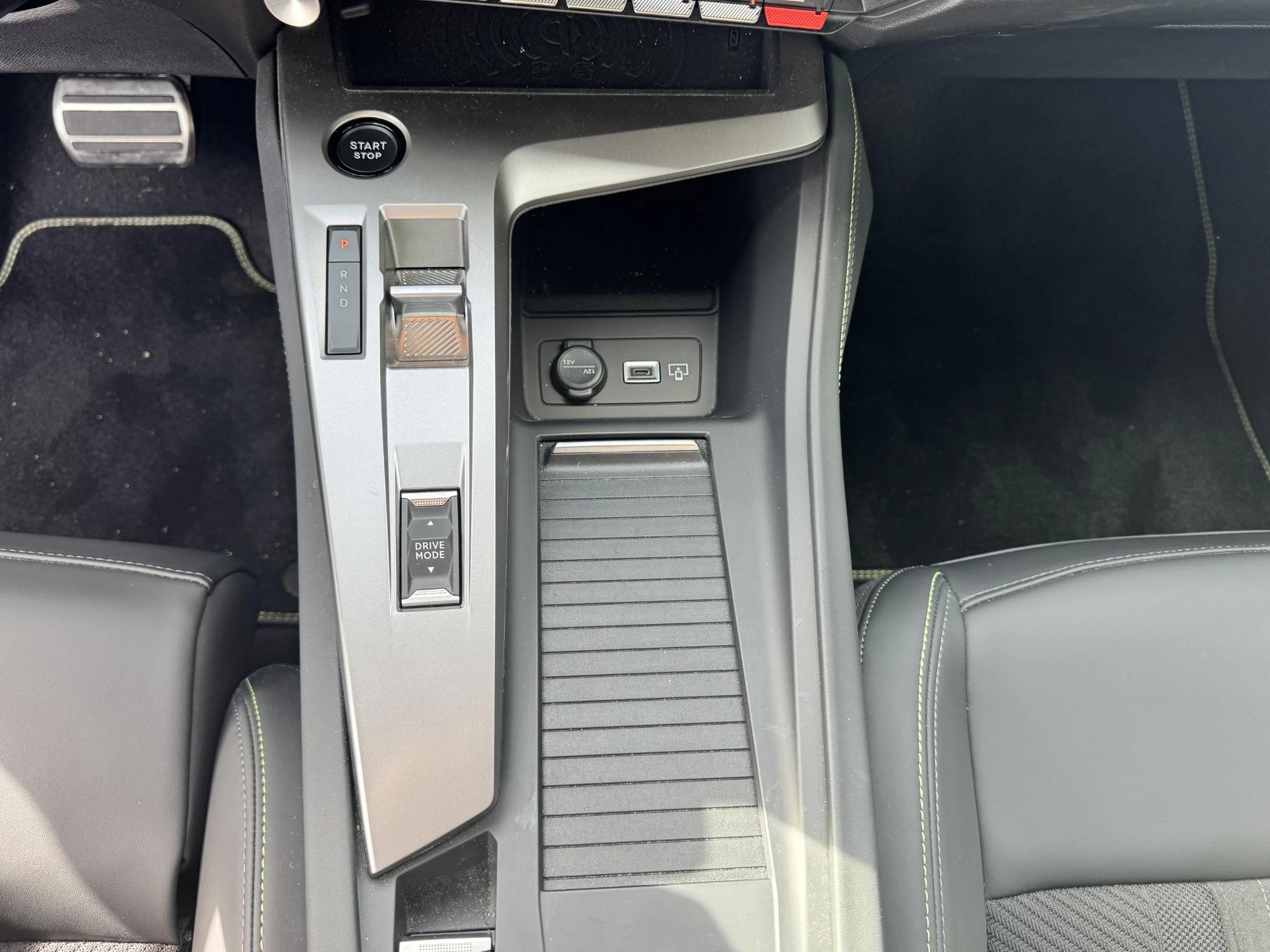 Peugeot-e-308-image-15