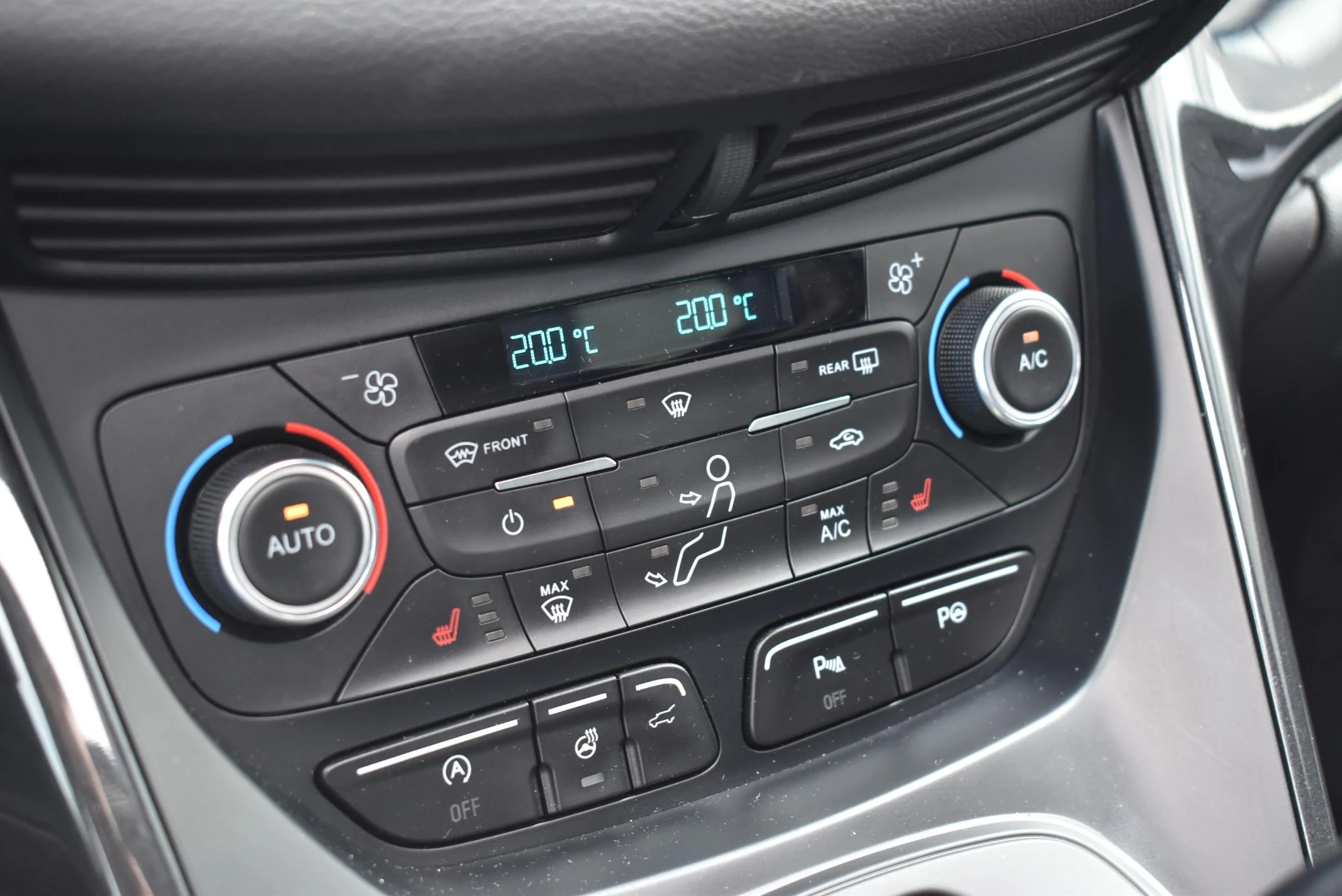 Ford-Kuga-image-21