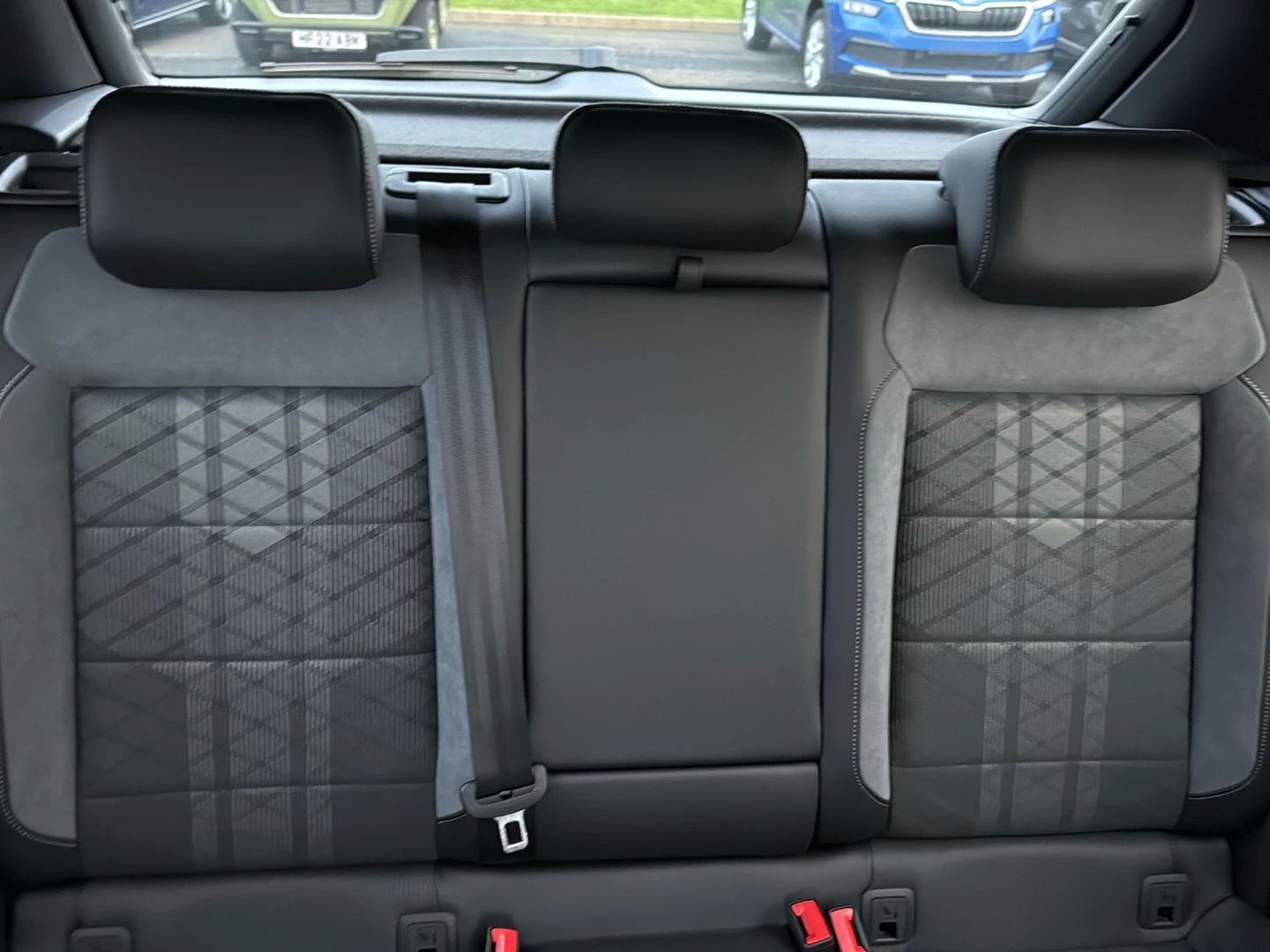 Volkswagen-T-Roc-image-8