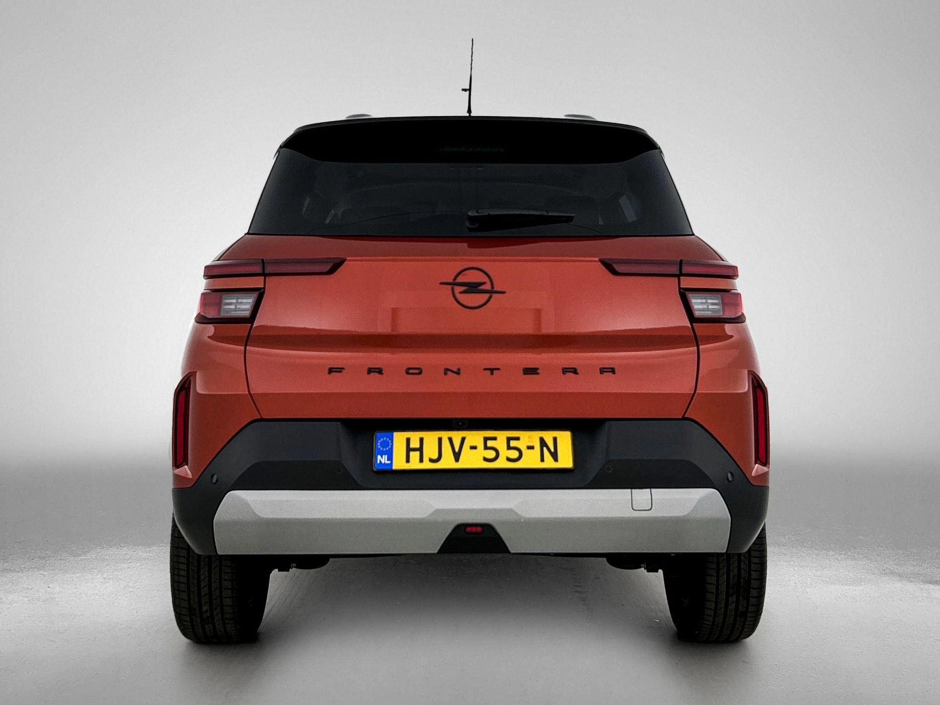 Opel-Frontera-image-2