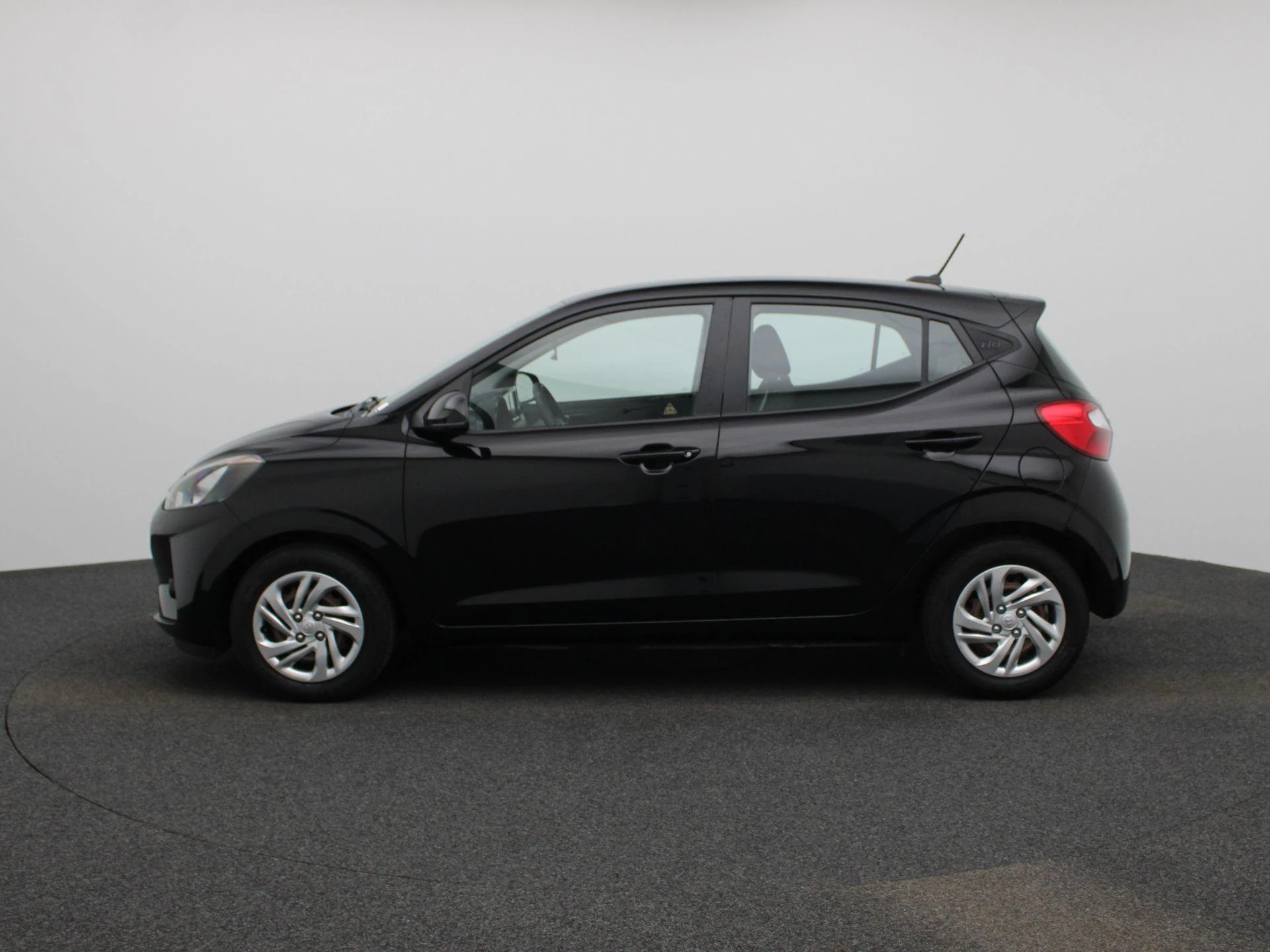 Hyundai-i10-image-4