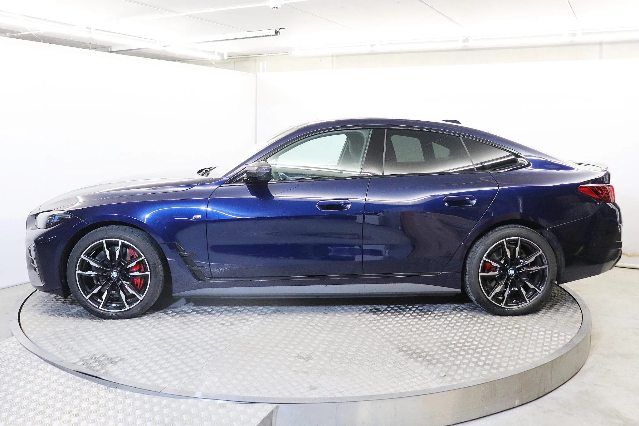 BMW i4 M50