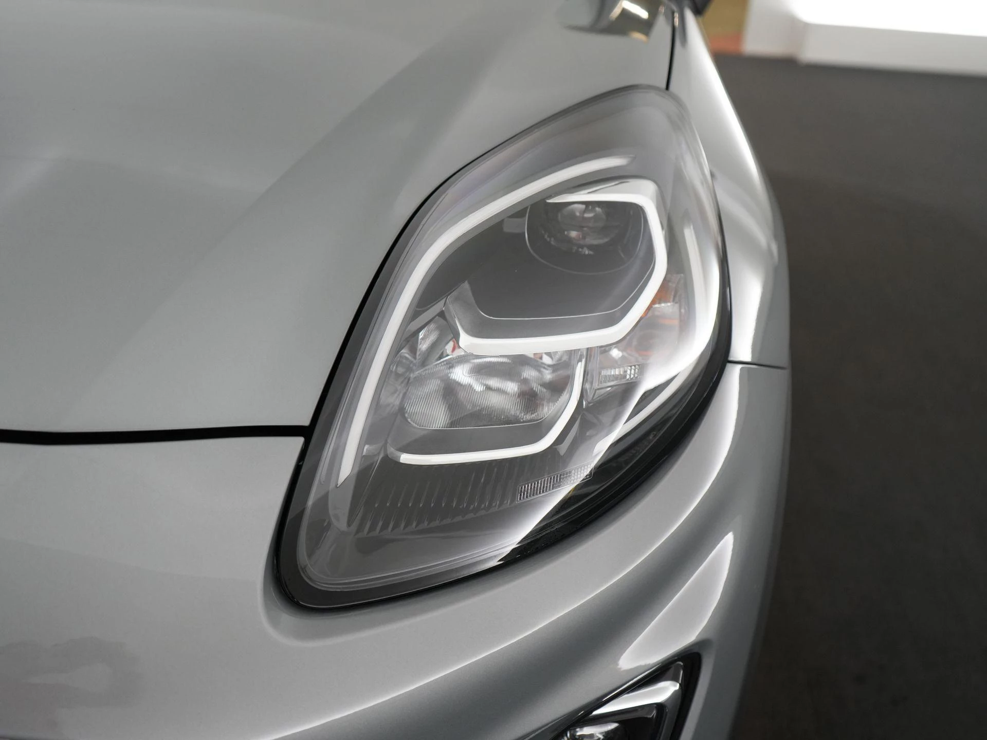 Ford Puma 1.0i Ecoboost mHEV 92kW Titanium