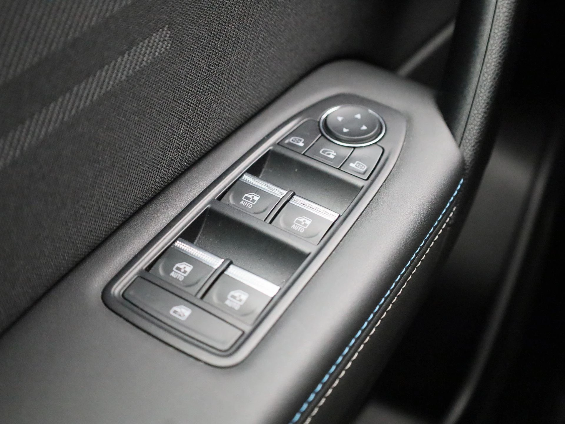 Renault-Captur-image-30