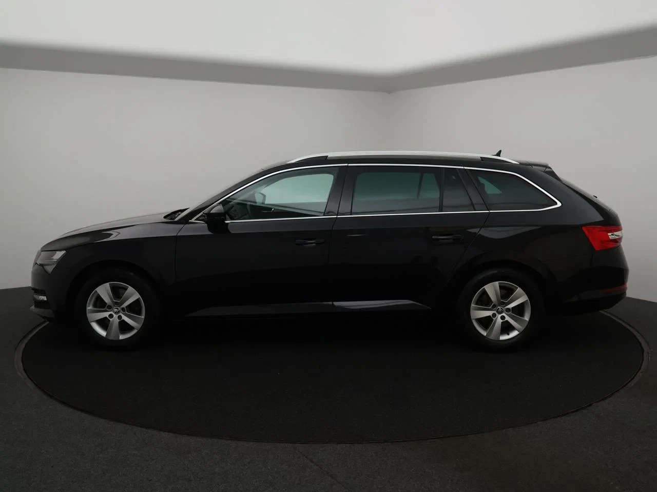 Škoda-Superb-image-16
