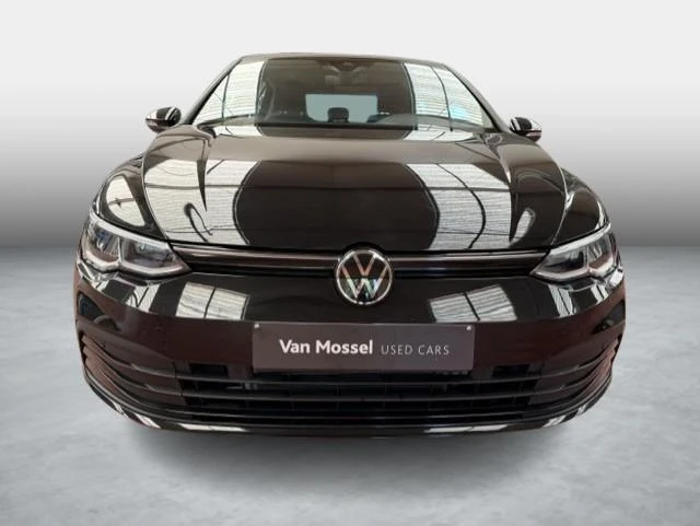 Volkswagen-Golf-image-1