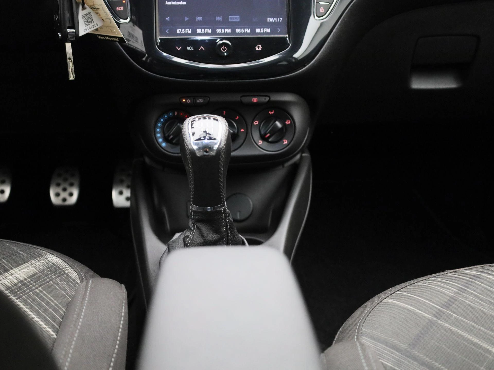 Opel-Corsa-image-9