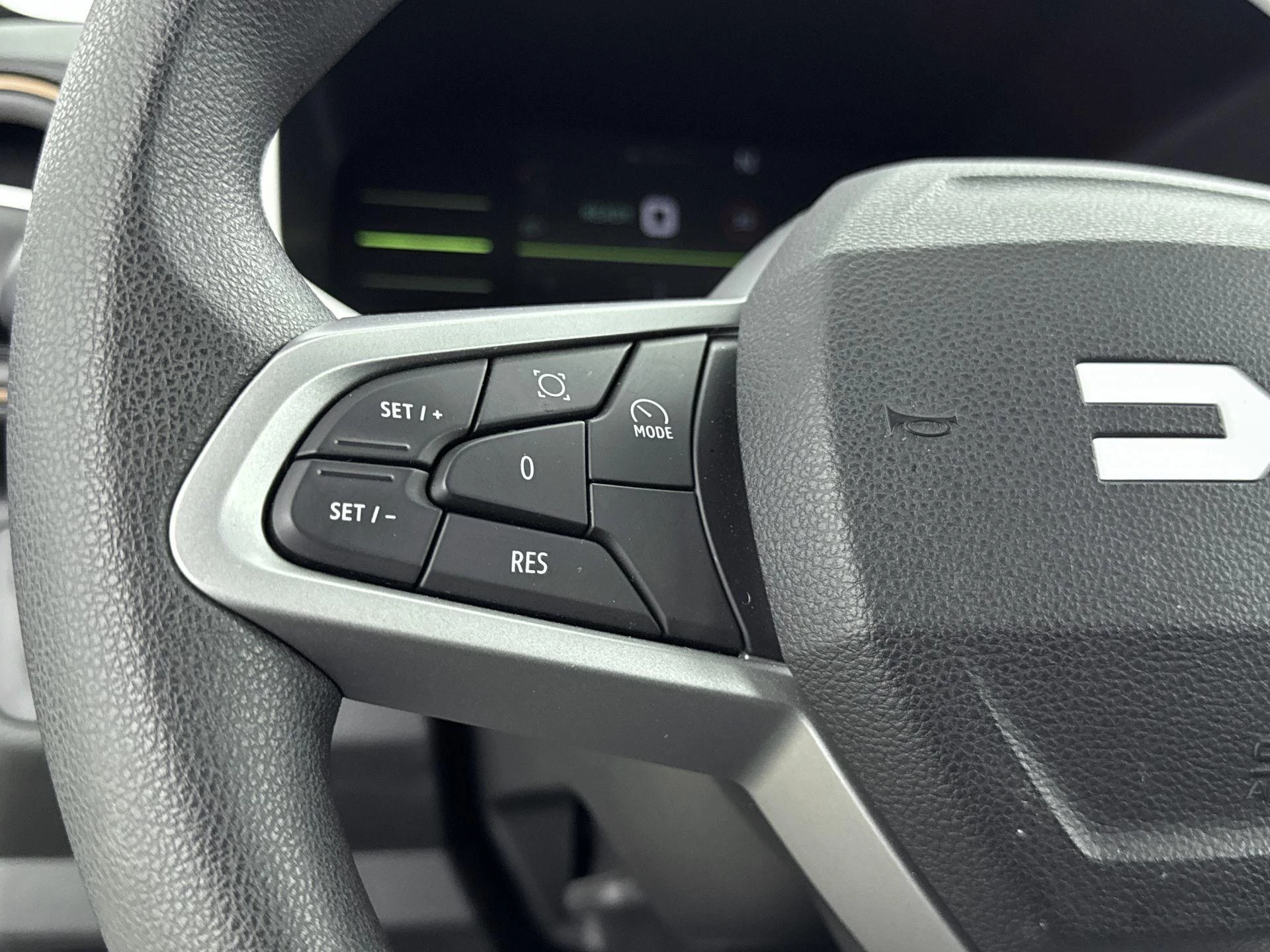 Dacia-Spring-image-9