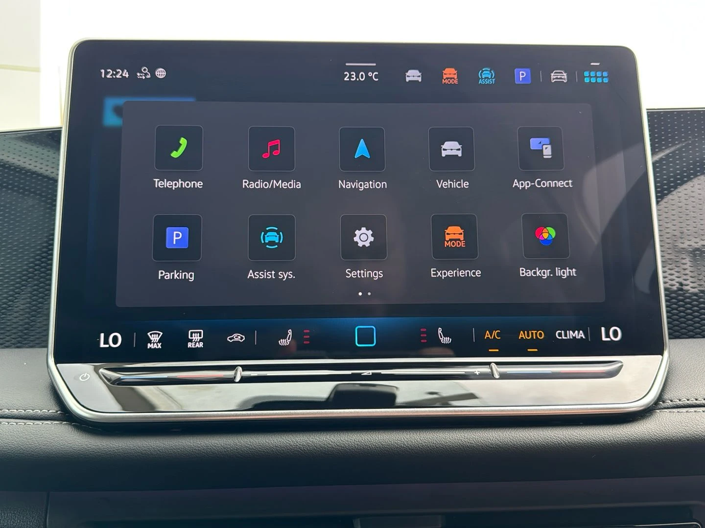 Volkswagen-Tiguan-image-10