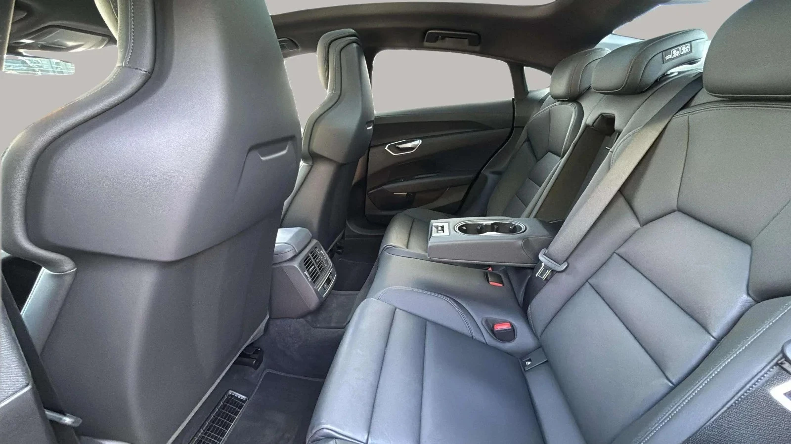 Audi-e-tron GT-image-14