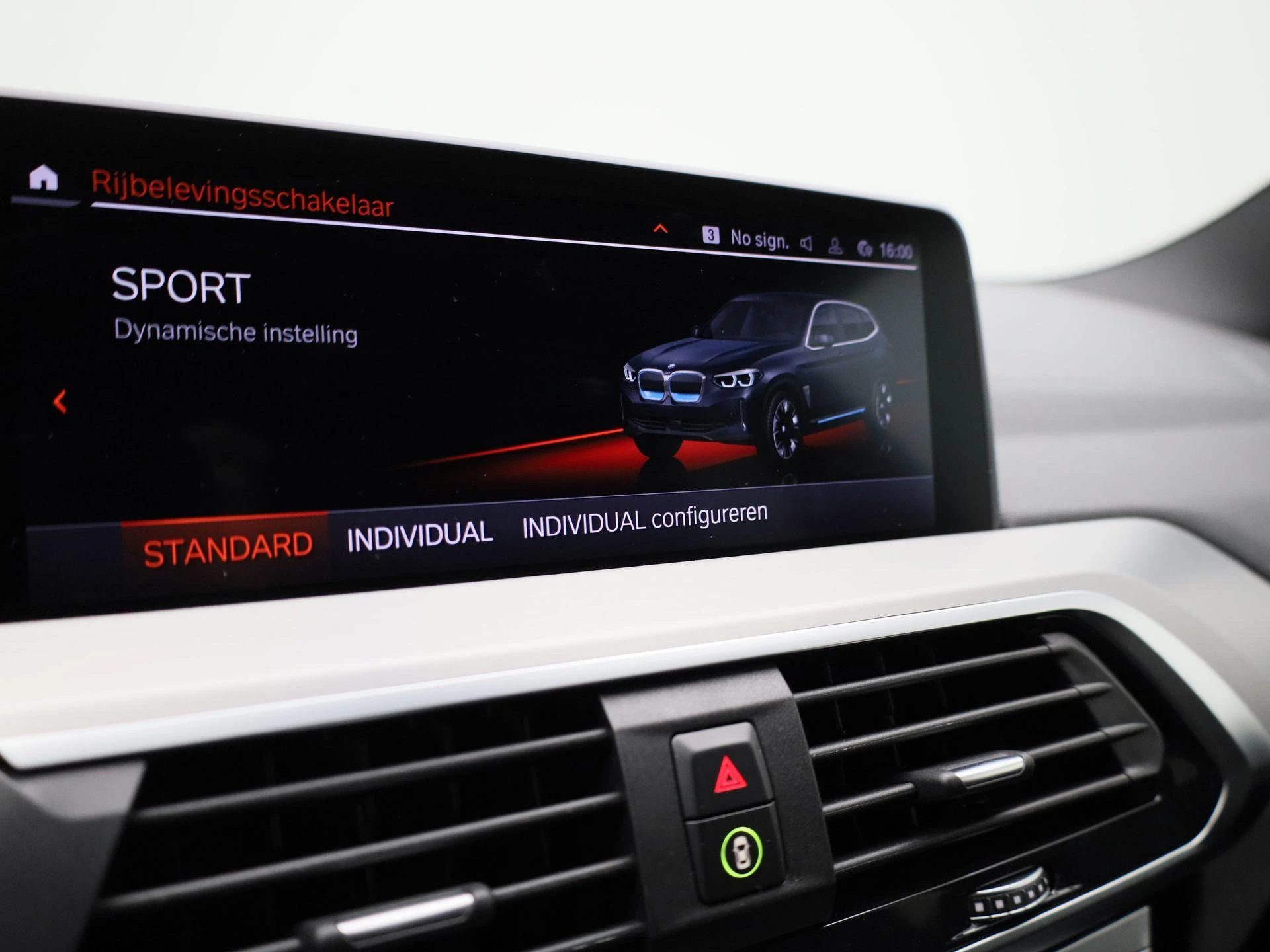 BMW-iX3-image-25