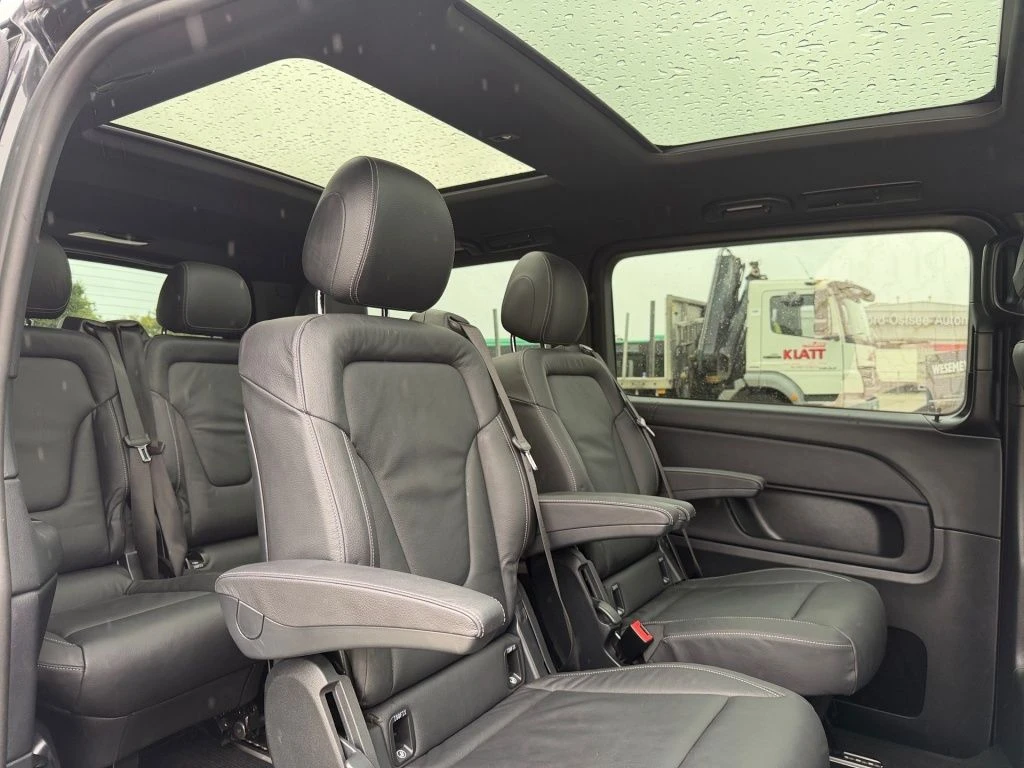 Mercedes-Benz-V-Klasse 300-image-19