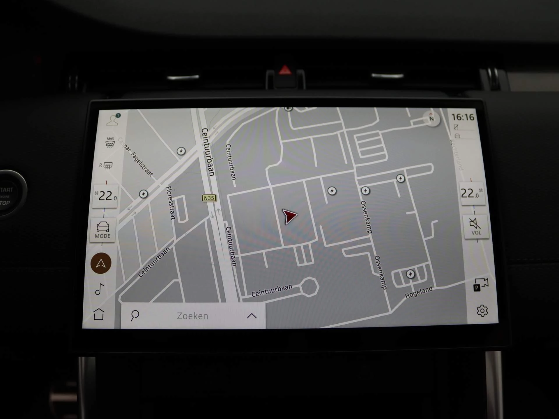 Land Rover-Discovery Sport-image-20