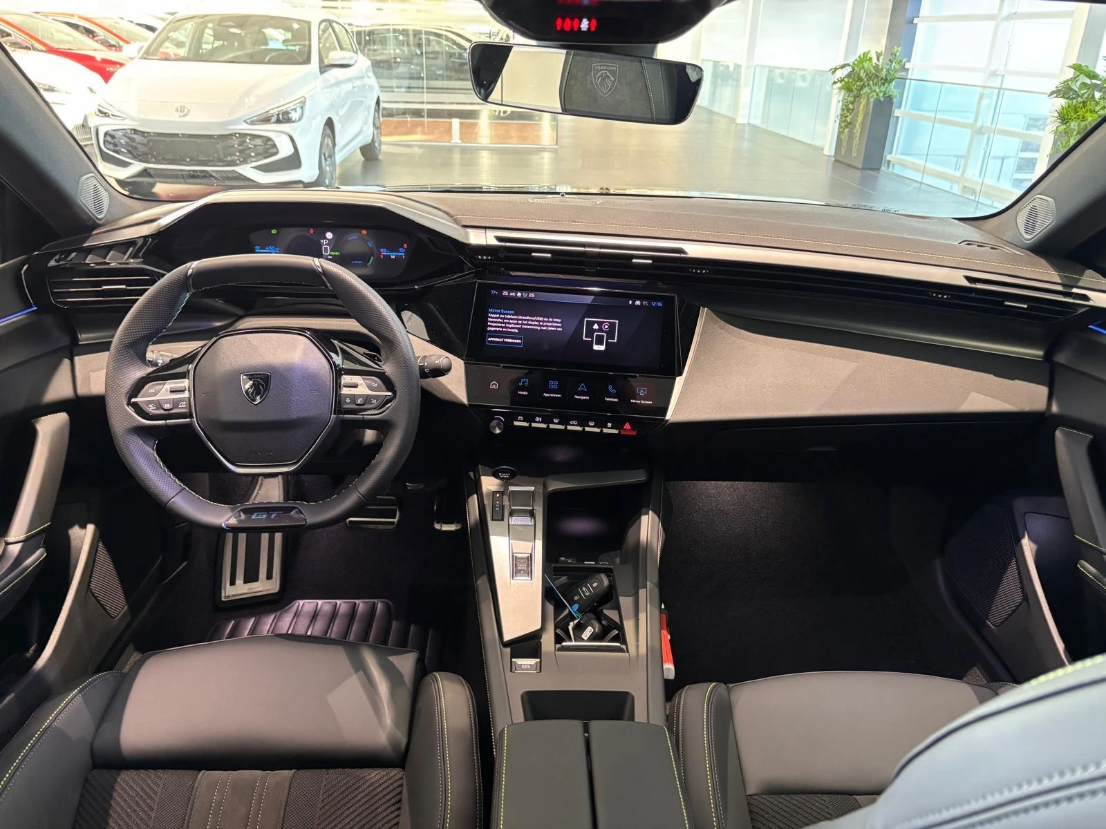 Peugeot-e-308-image-25