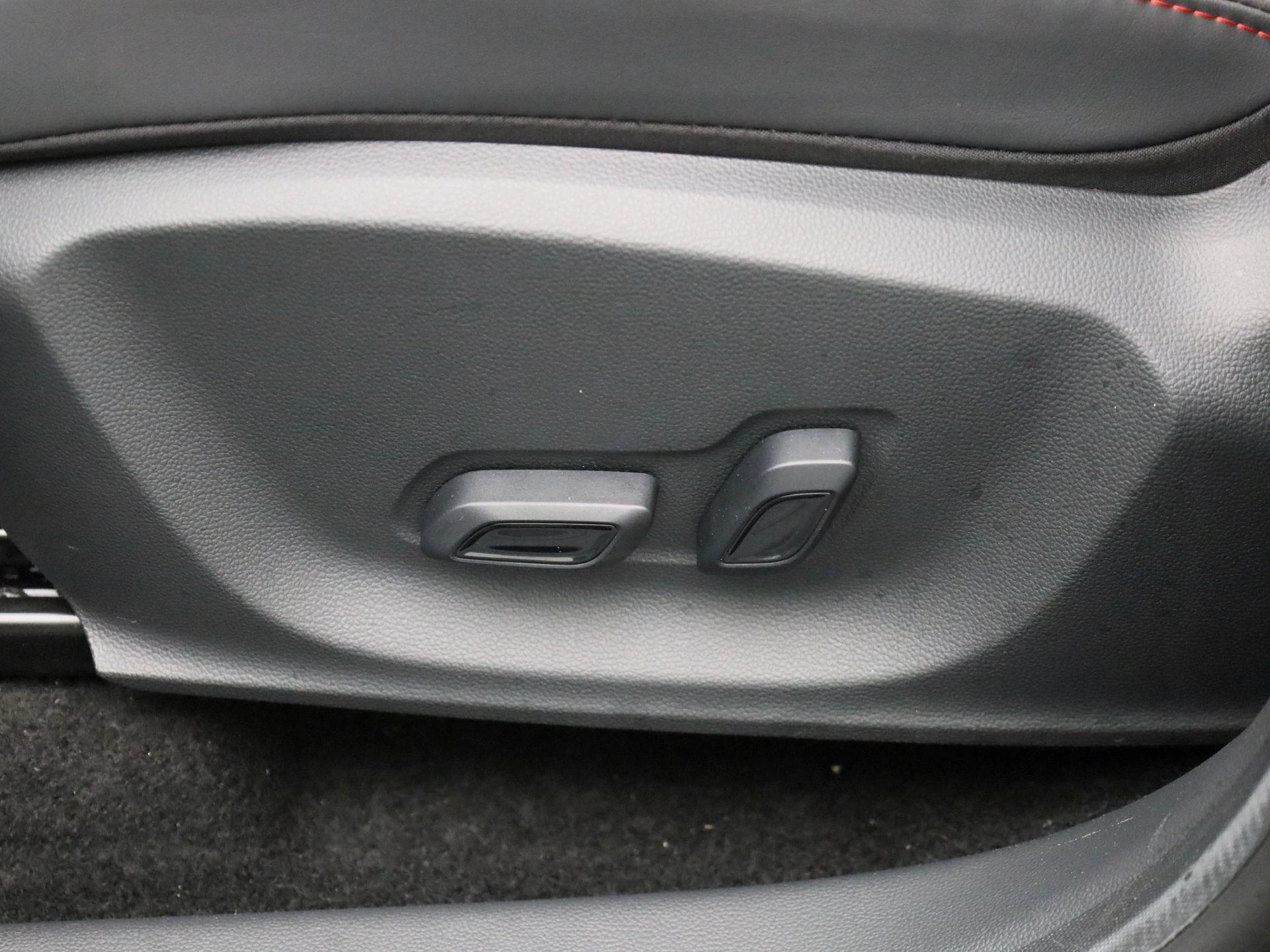 MG-ZS EV-image-30