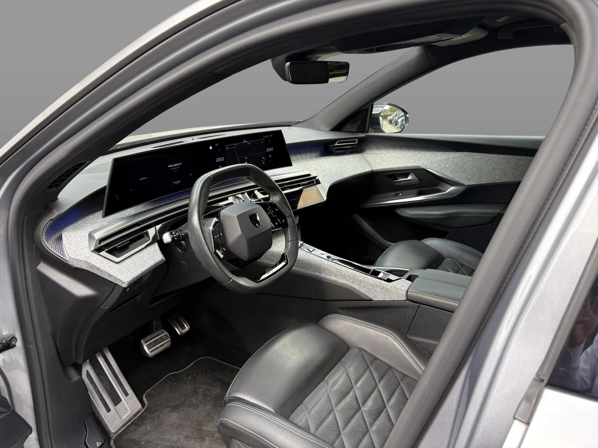 Peugeot 3008 1.2 HYBRID 136 e-DSC6 GT