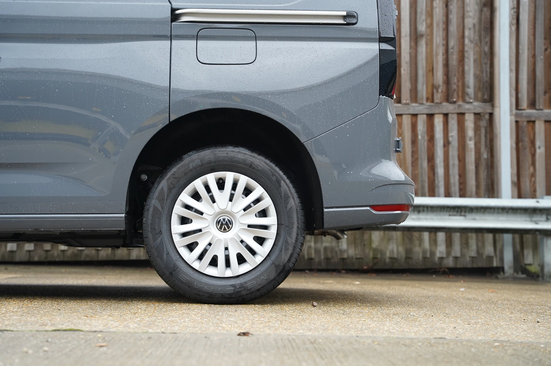 Volkswagen-Caddy-image-27