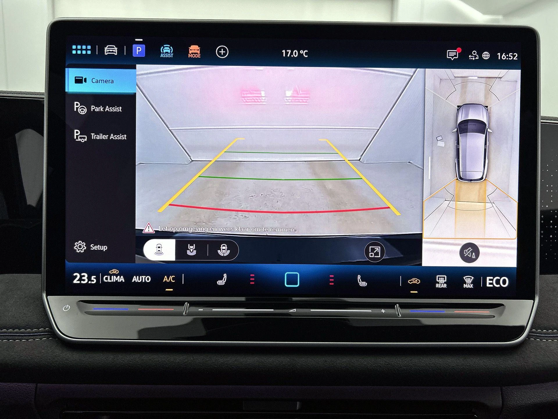 Volkswagen-Tiguan-image-14