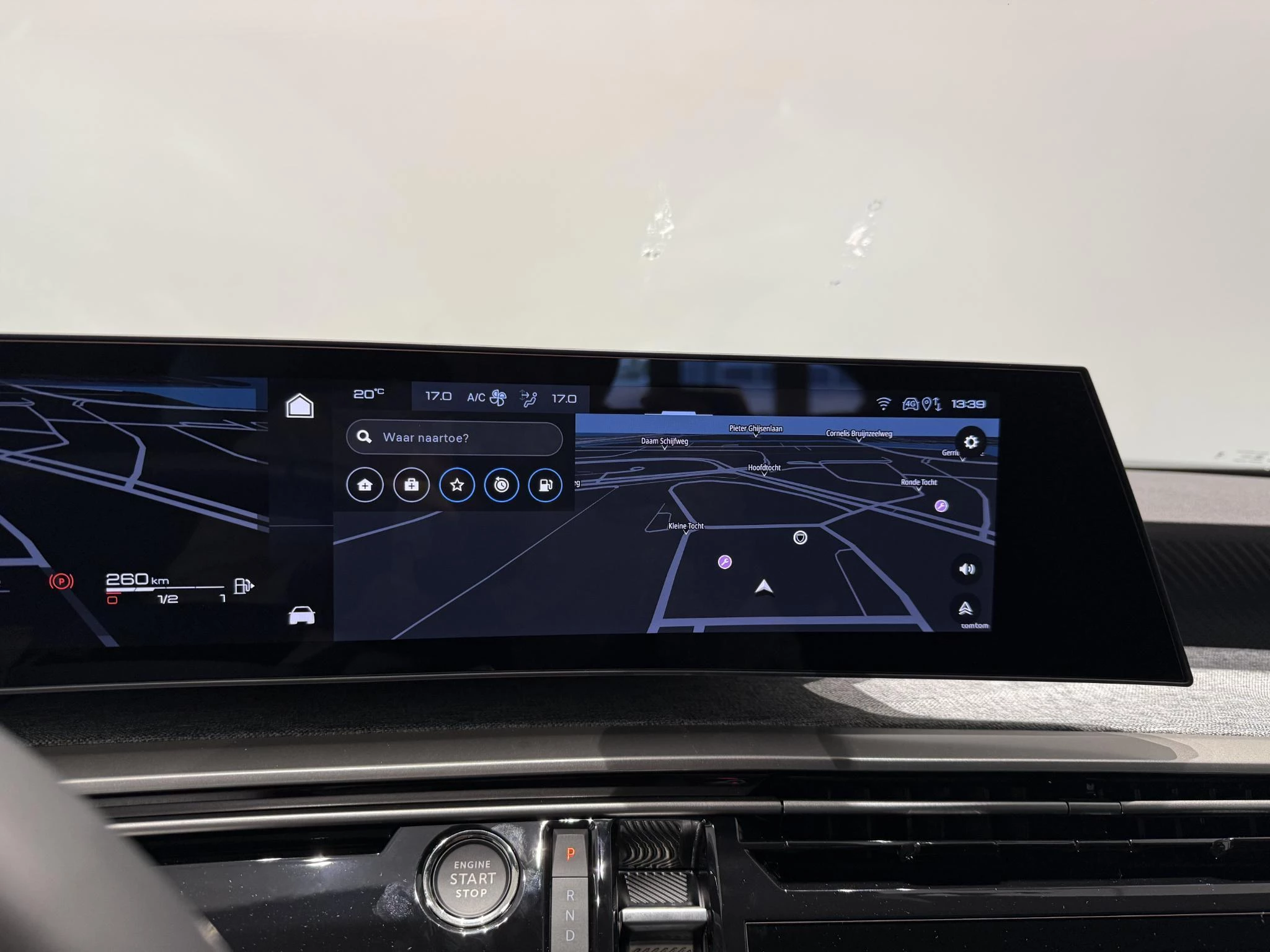 Peugeot 5008 Allure Plug-in HYbrid 195 e-DCS7