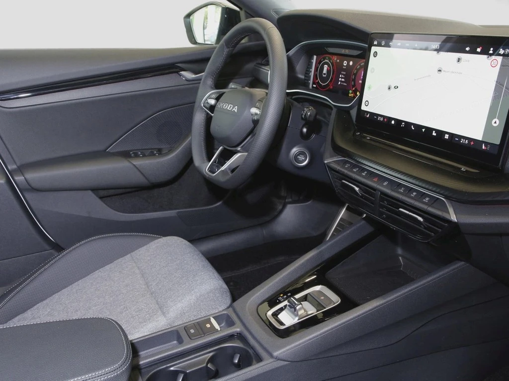 Škoda Octavia Combi Sportline 2.0 TDI UPE 54.330 AHK