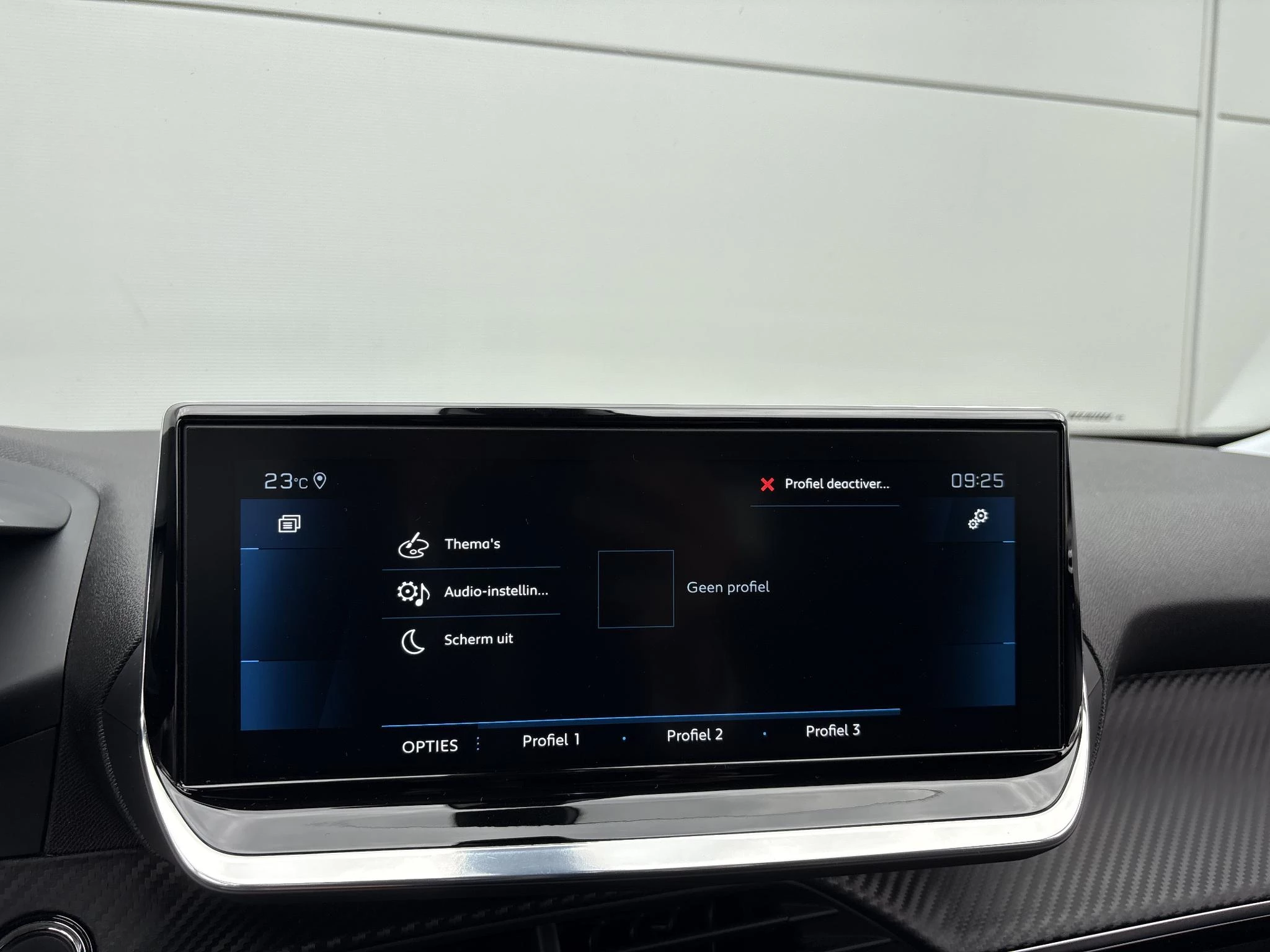 Peugeot 2008 1.2 PureTech Blue Lease Allure