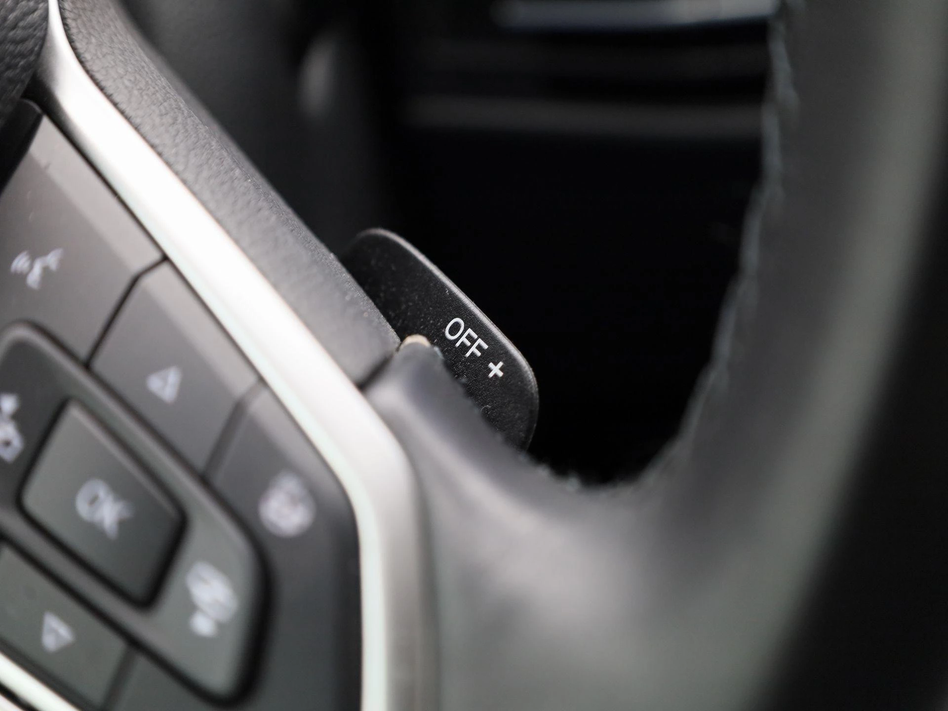 Volkswagen Golf VIII 1.0 eTSI 81kW Life DSG