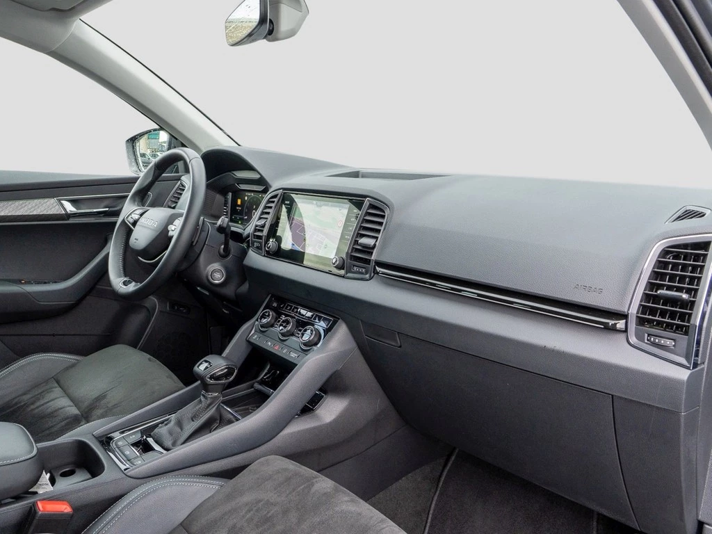 Škoda Karoq 1.5 TSI DSG Tour Matrix, AHK, Navi