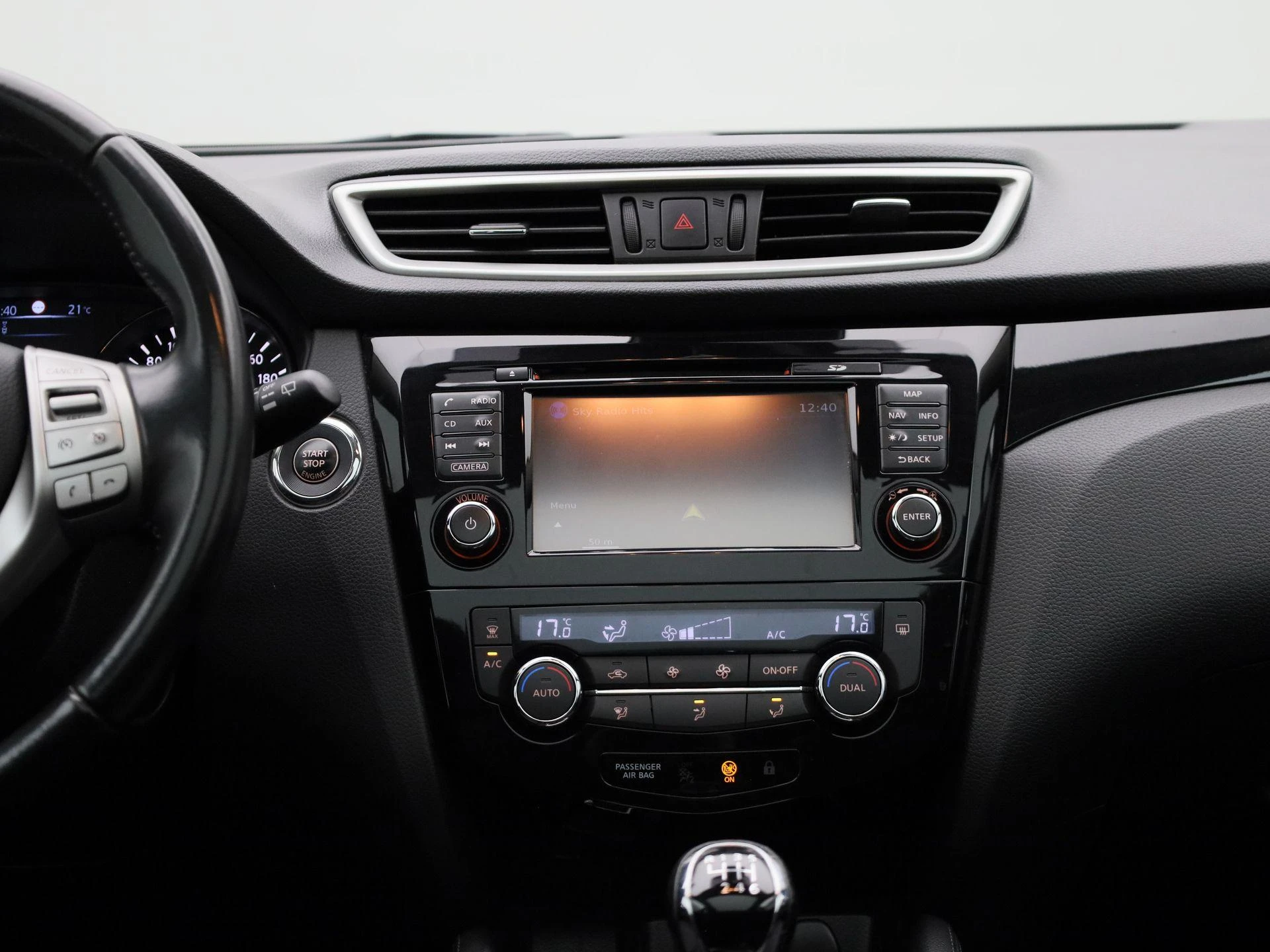Nissan-QASHQAI-image-8
