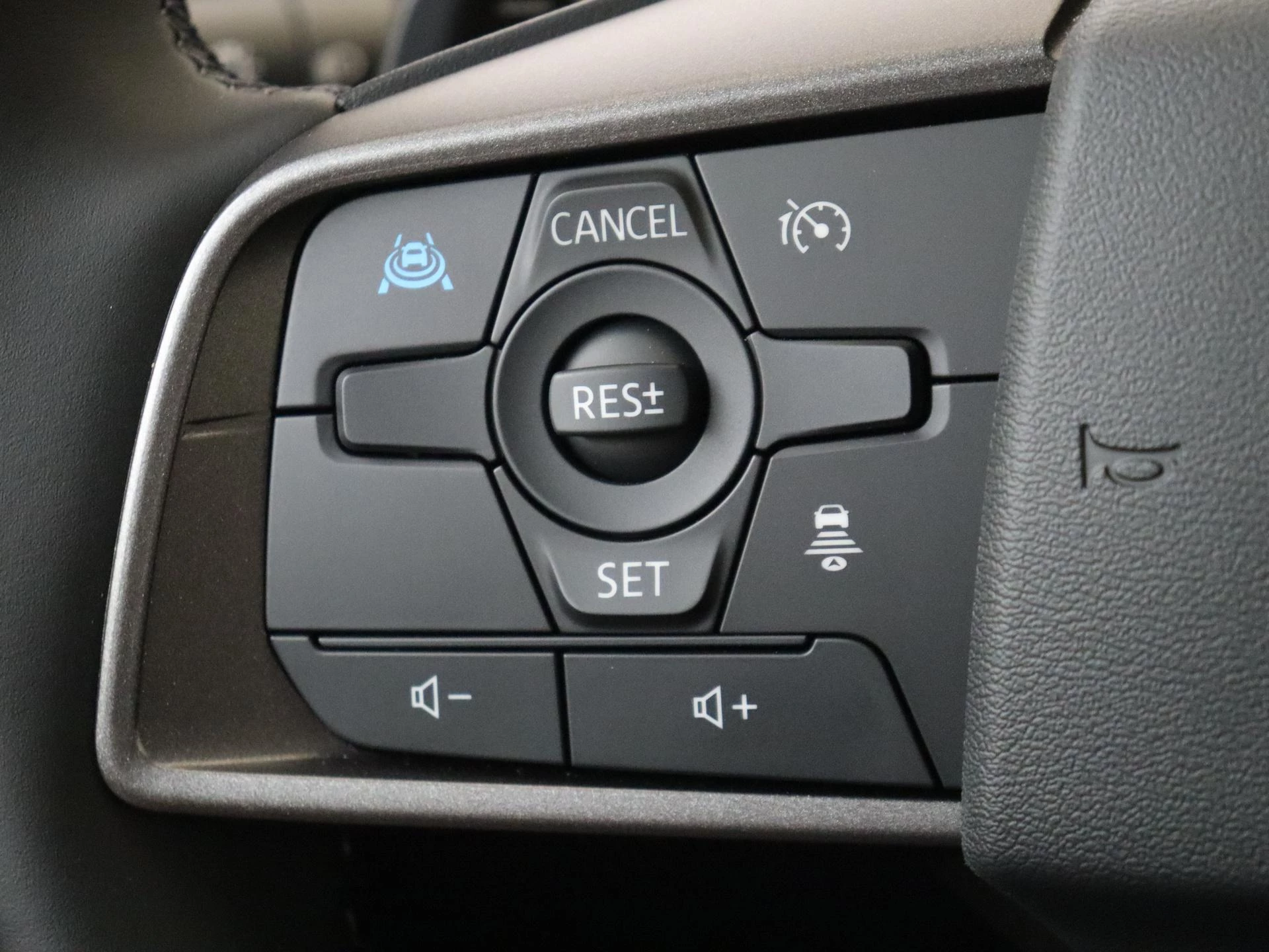 Nissan-Leaf-image-12