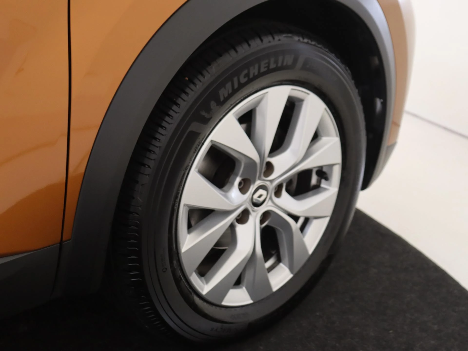 Renault-Captur-image-25