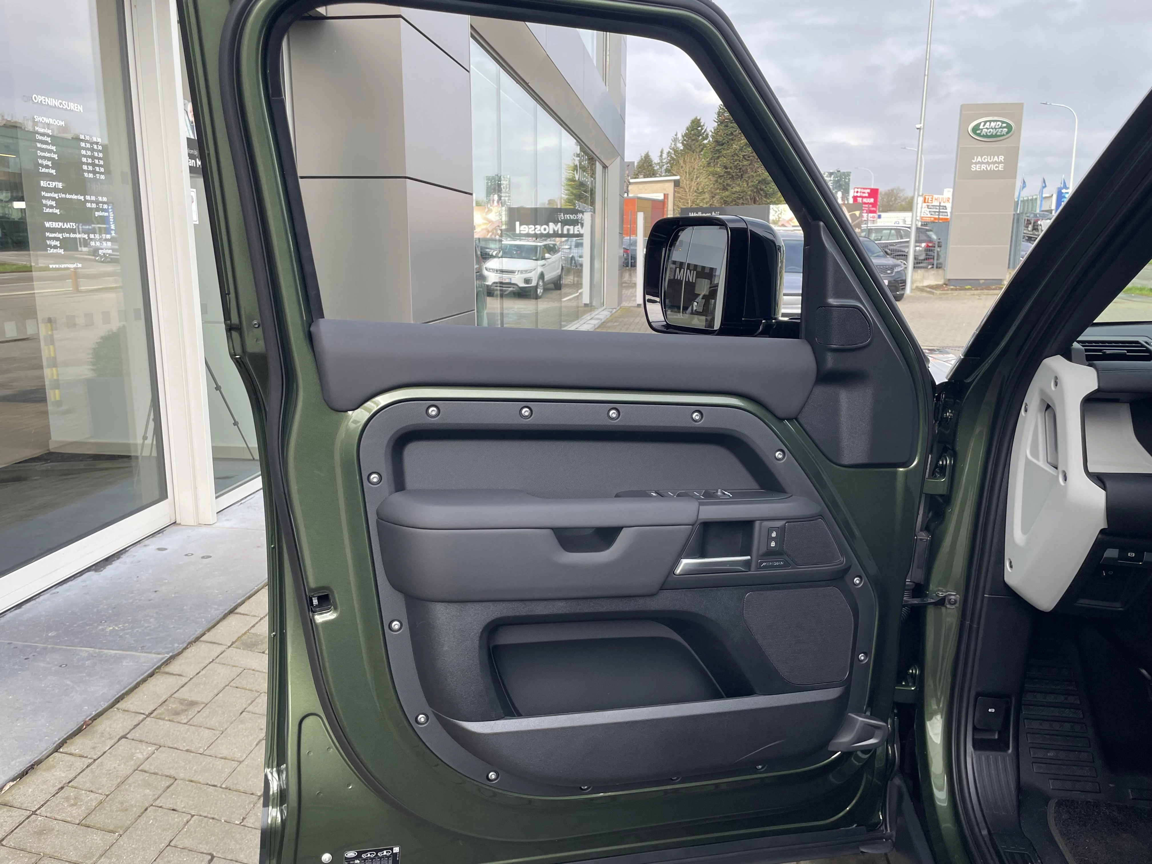 Land Rover Defender 110 D200 S Demo