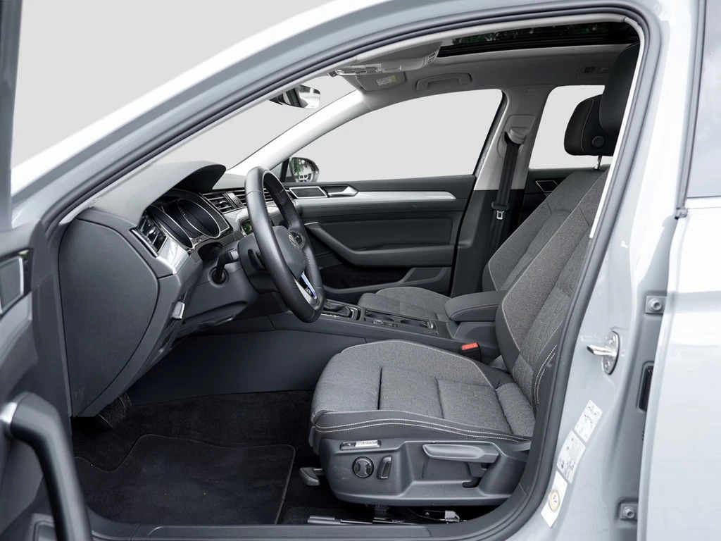 Volkswagen Passat Variant GTE 1.4 TSI Hybrid *LED*Kamera*Travel-Assist*Navi*Panorama*PDC*230Volt*uvm..