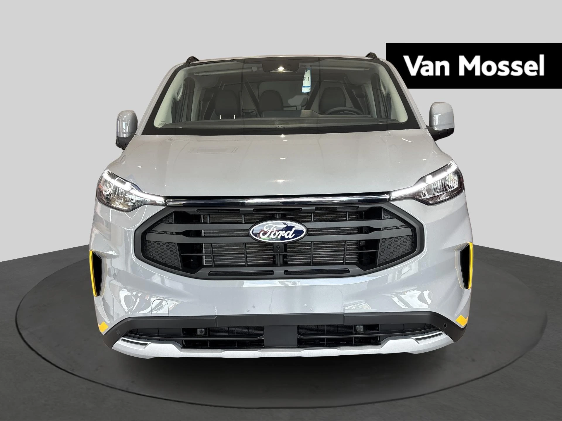 Ford-Transit Custom-image-1