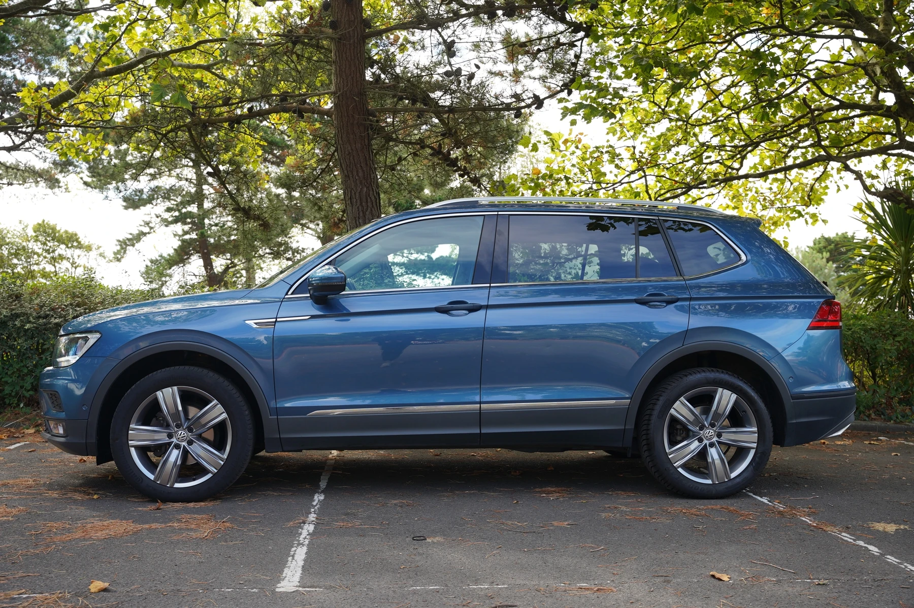 Volkswagen-Tiguan Allspace-image-15