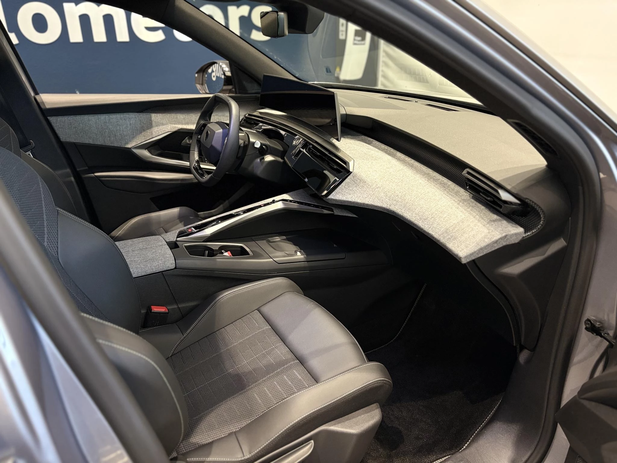 Peugeot 5008 1.2 Hybrid 145 GT 7p