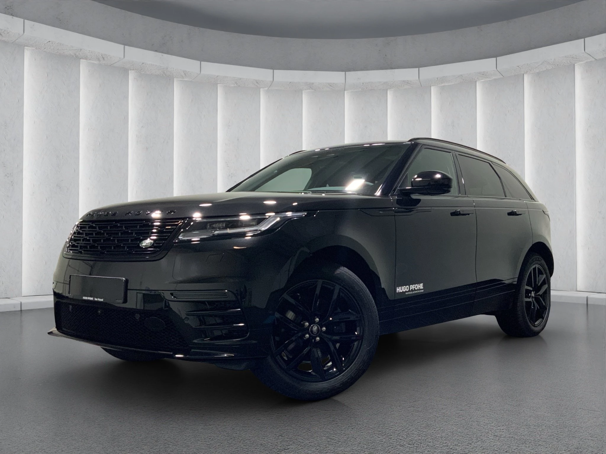 Land Rover-Range Rover Velar-image-0
