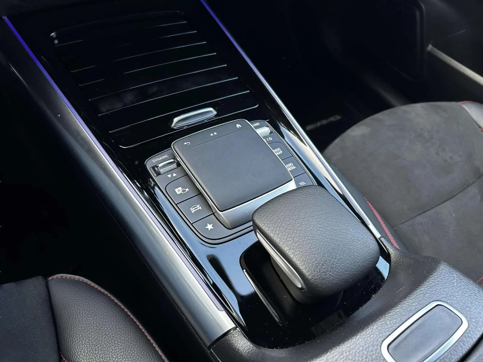 Mercedes-Benz-EQA-image-11