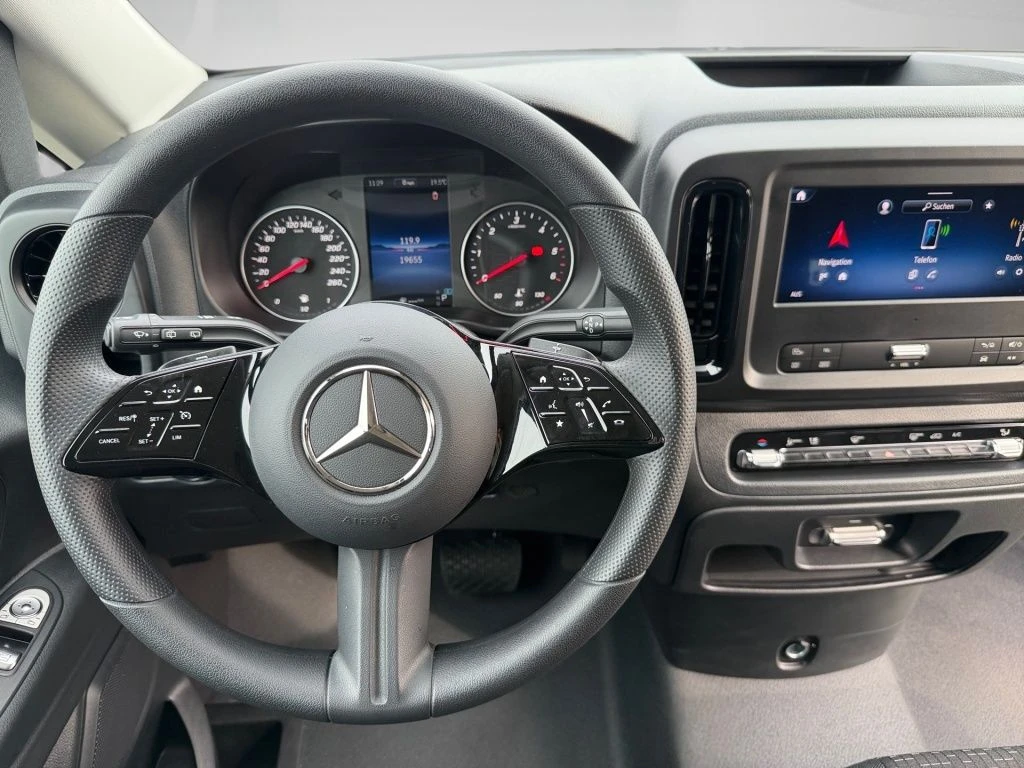 Mercedes-Benz-Vito 116-image-12