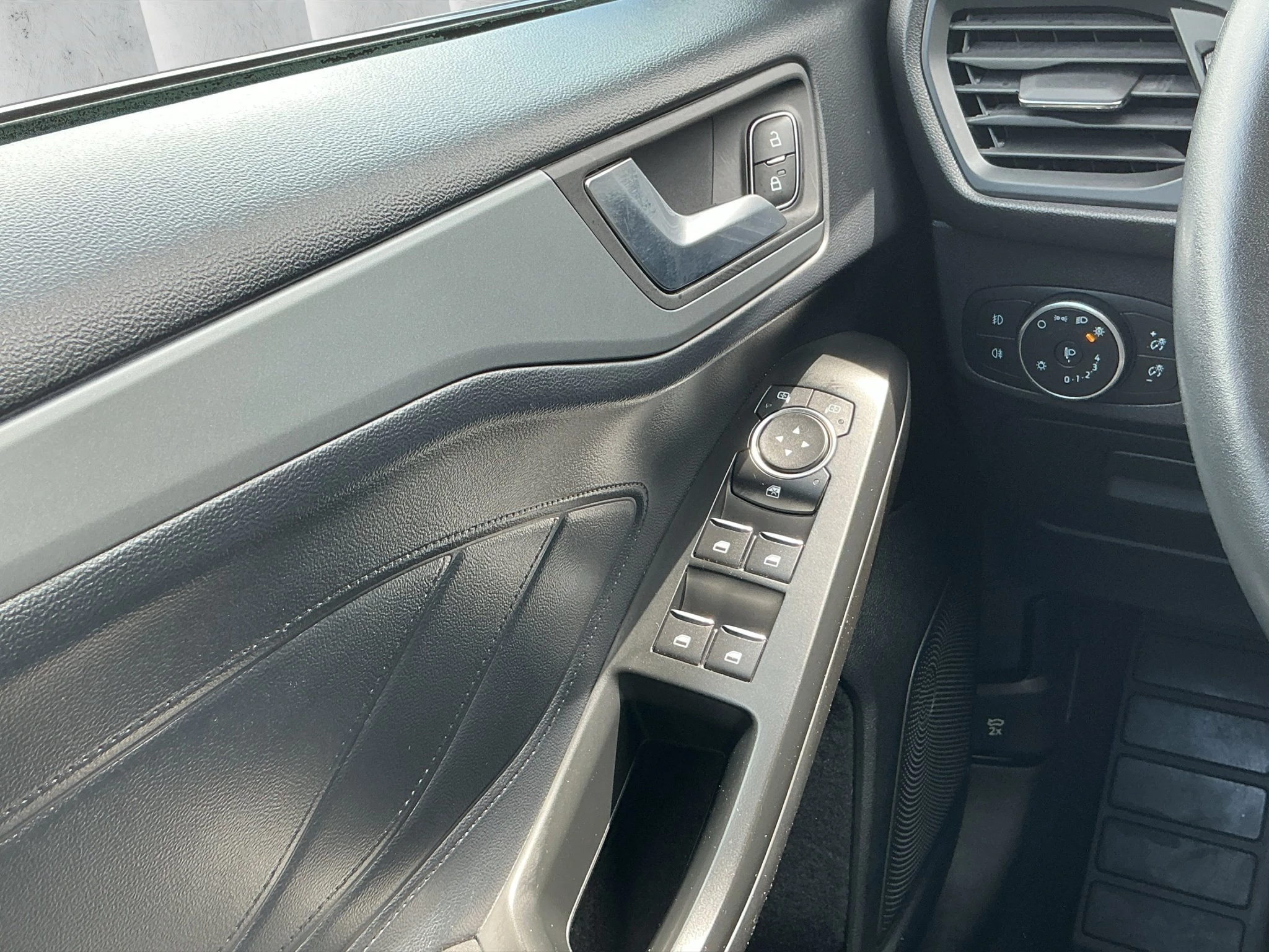 Ford Focus 1.0 EcoBoost Trend S/S (EURO 6d-TEMP)